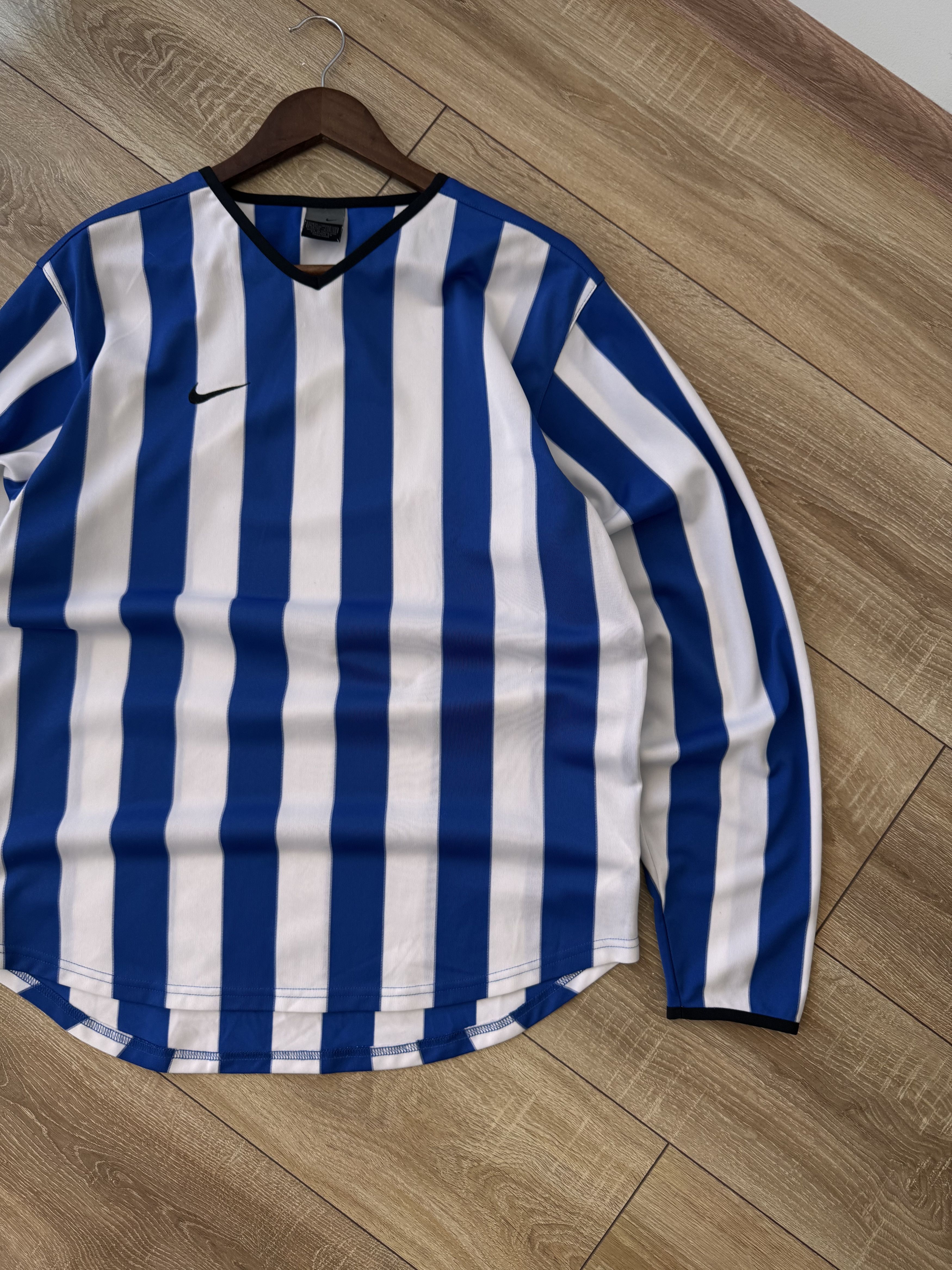 Nike Vintage Nike Streetwear Japanese Blue&White Striped Jersey Size US M / EU 48-50 / 2 - 5 Thumbnail