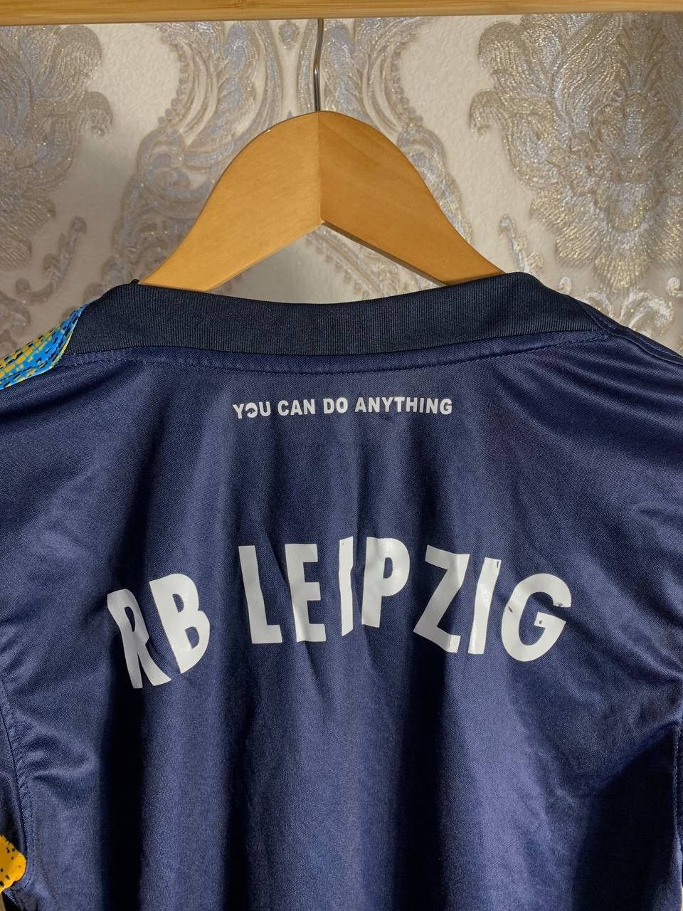 Vintage VERY RARE NIKE FC RB LEIPZIG GERMANY SOCCER JERSEY Y2K 90s Size US M / EU 48-50 / 2 - 5 Thumbnail