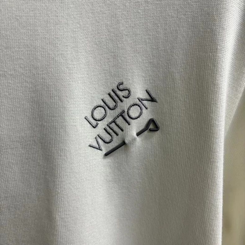 Louis Vuitton Latest Louis Vuitton Embroidered Logo Short Sleeve T-Shirt- Size US XL / EU 56 / 4 - 3 Thumbnail