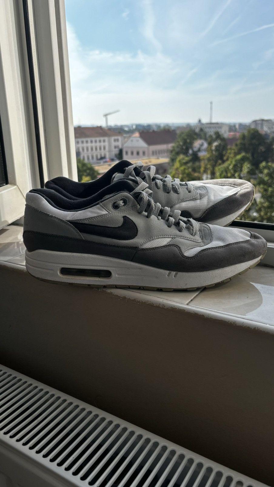Nike Nike Air Max 1 Grey Wolf Grey Size US 12 / EU 45 - 3 Thumbnail