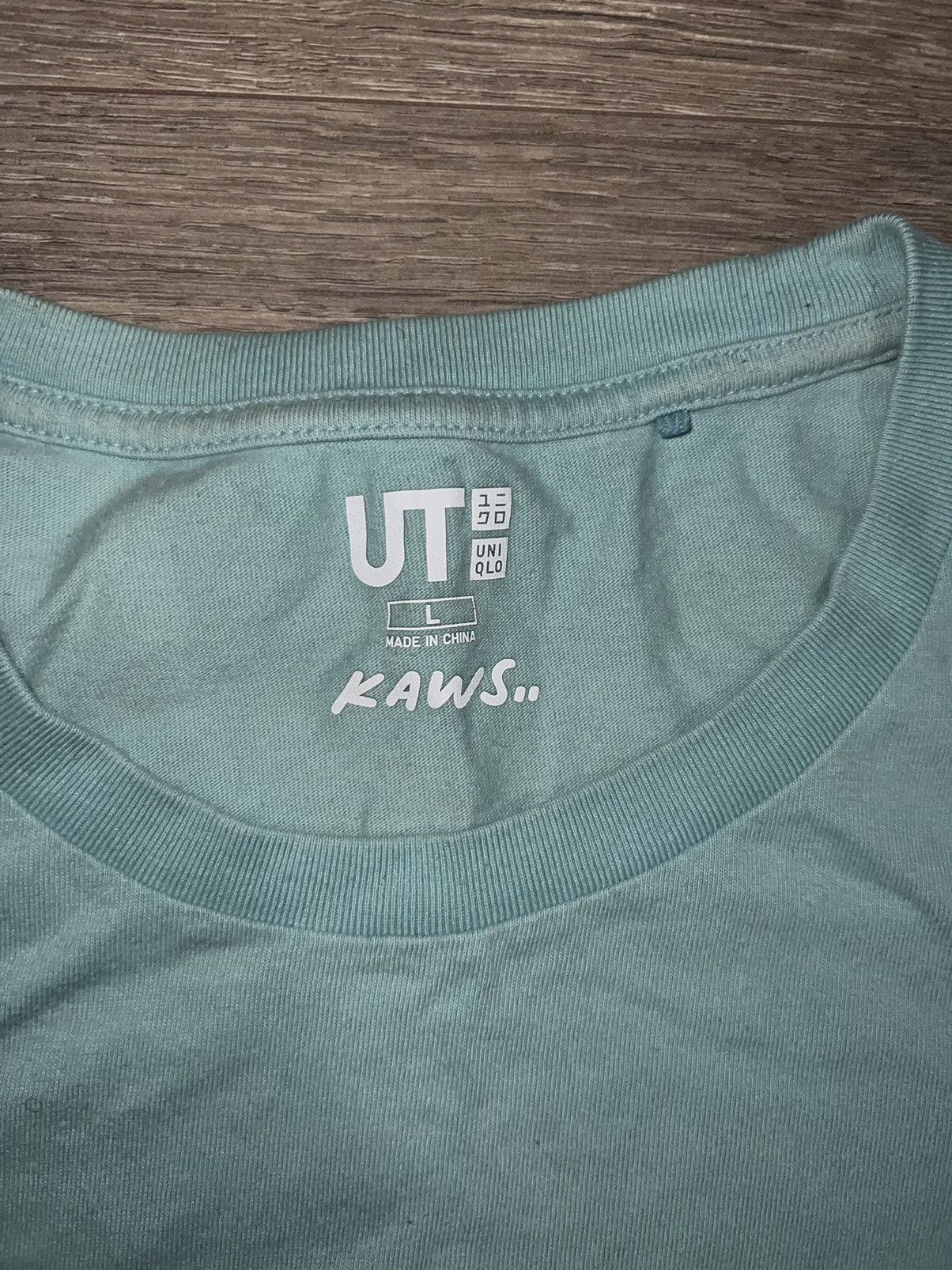 Kaws × Uniqlo Kaws x Uniqlo 2019 Collab Size US L / EU 52-54 / 3 - 2 Thumbnail