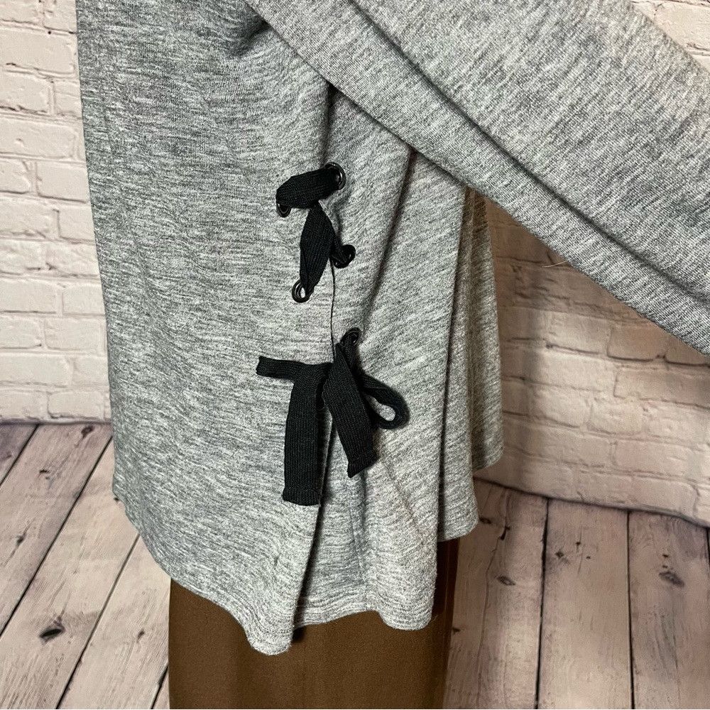 Calvin Klein Calvin Klein Grey Long Sleeve High Neck Side Lace Up Top Si Size L / US 10 / IT 46 - 4 Thumbnail