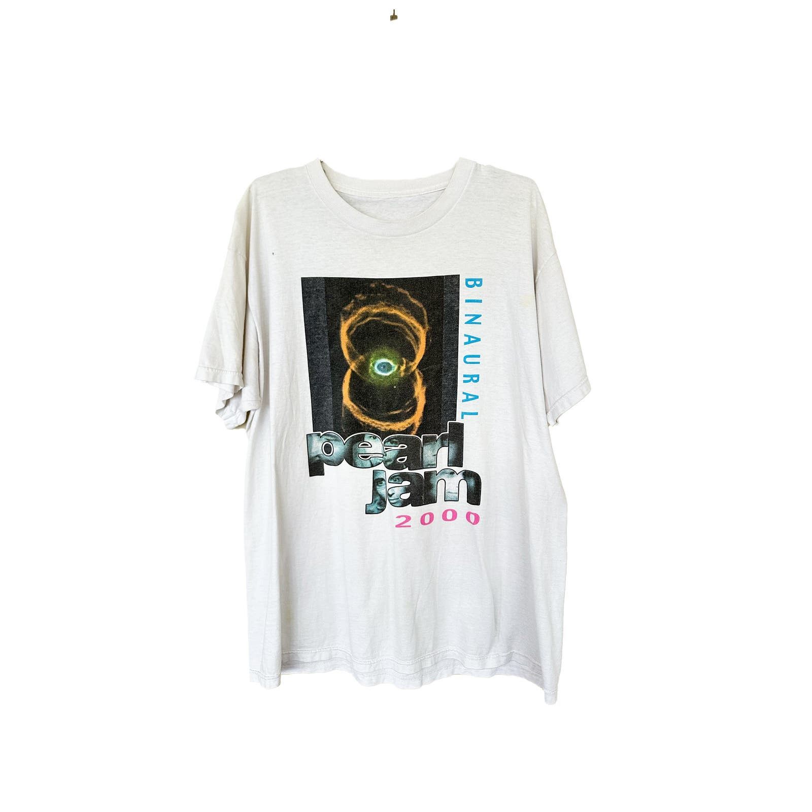 image of Vintage Pearl Jam Binaural 200 Tour T-Shirt in White, Men's (Size Large)
