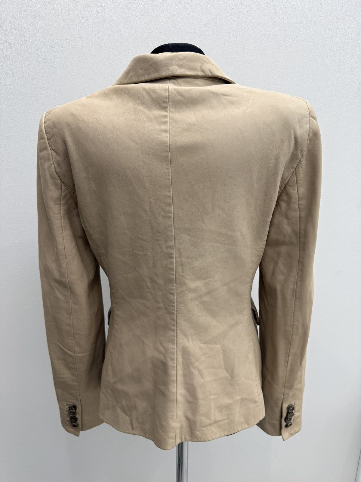 Salvatore Ferragamo Salvatore Ferragamo 3 Buttons Leather Blazer Size M / US 6-8 / IT 42-44 - 2 Thumbnail