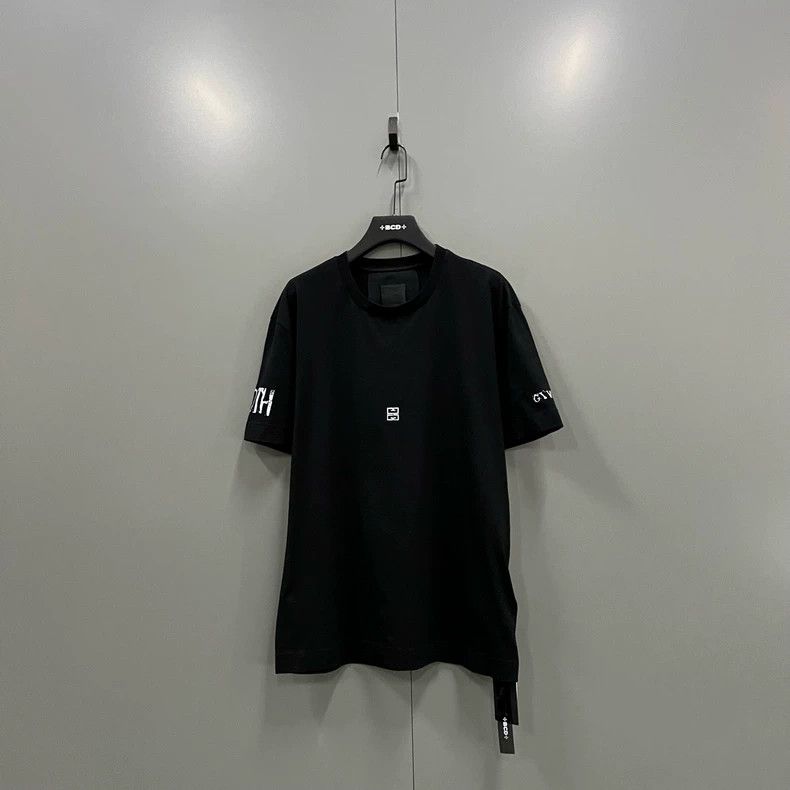 Givenchy Givenchy SizeXXXL Josh Smith Collaboration Ceramic Printed Size US M / EU 48-50 / 2 - 1 Thumbnail