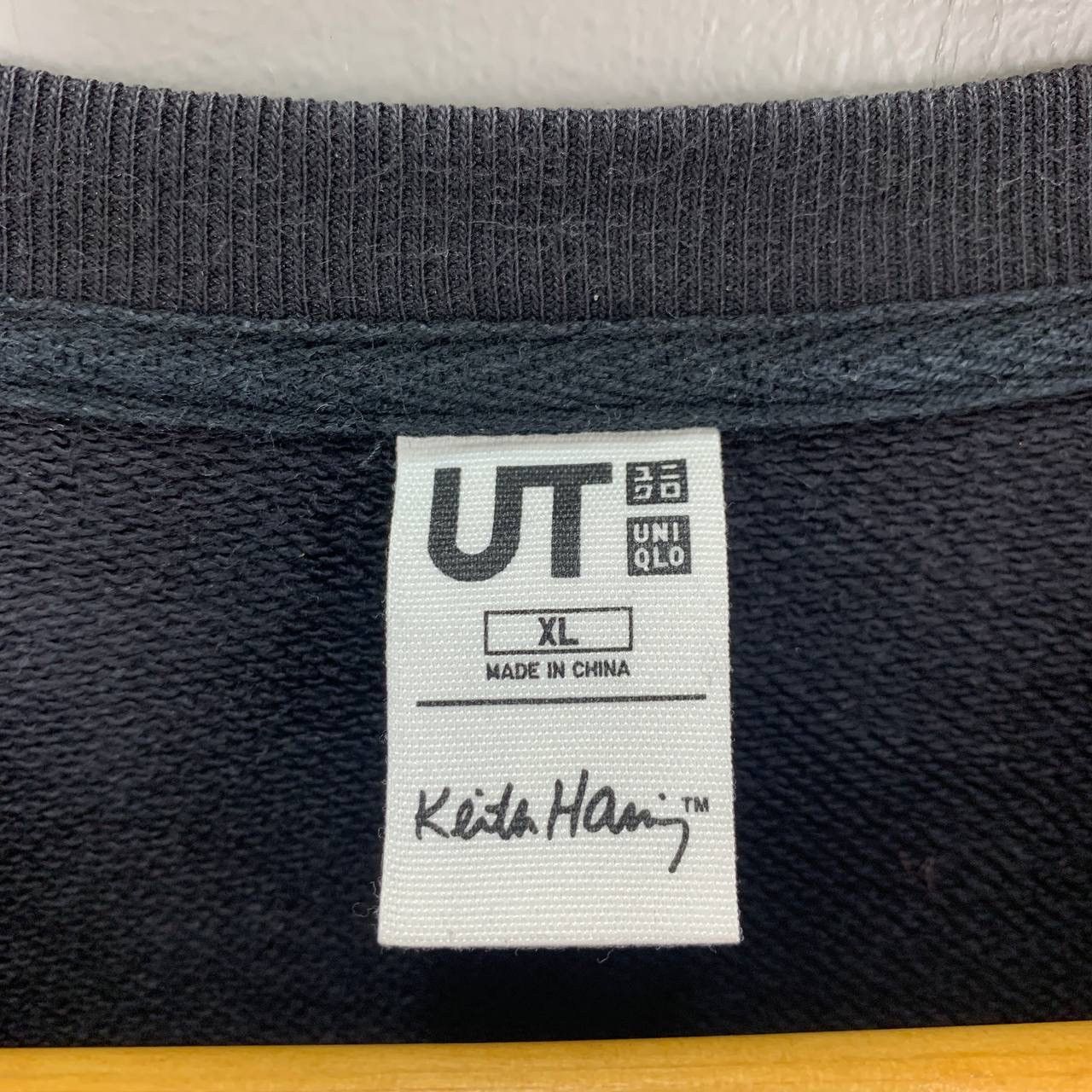 Uniqlo Y2K Vintage KEITH HARING x UNIQLO Sweatshirt #2355/25 Size US L / EU 52-54 / 3 - 7 Thumbnail