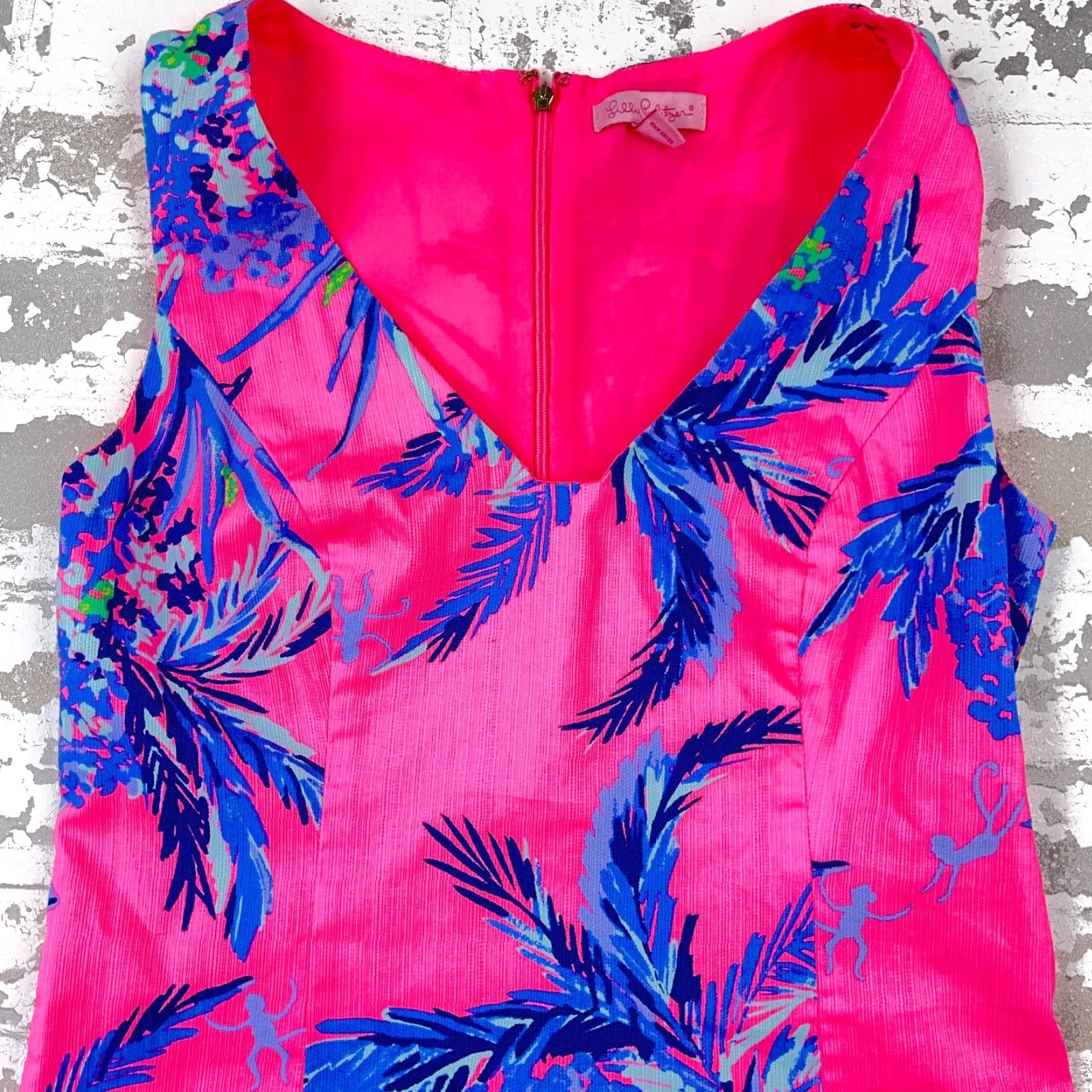Lilly Pulitzer Lilly Pulitzer Shift Dress Size 2 Pink Monkeys Palm Tree Sleeveless V-Neck Tropical Womens Size XS / US 0-2 / IT 36-38 - 2 Thumbnail