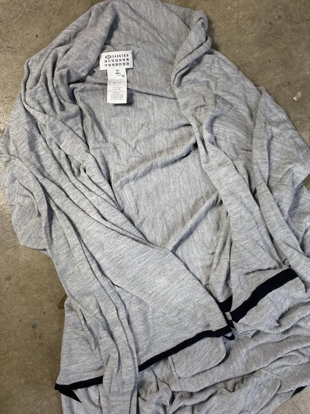 Maison Margiela Maison Margiela Number 1 15 Deconstructed Throwover Cardigan Size L / US 10 / IT 46 - 2 Thumbnail