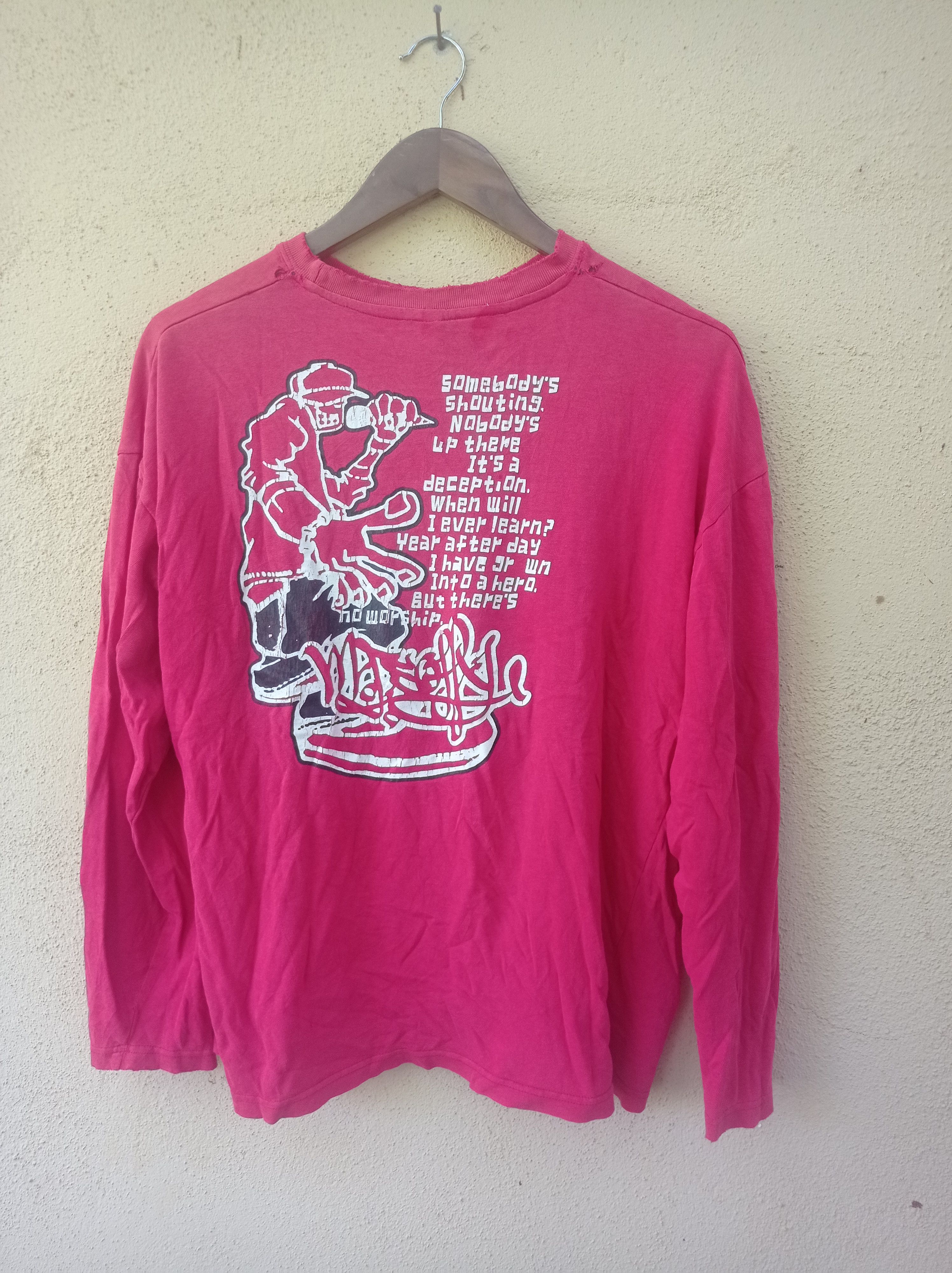 Other Y2k hip-hop grafic destress tee Japanese brand #GL51 Size US L / EU 52-54 / 3 - 4 Thumbnail