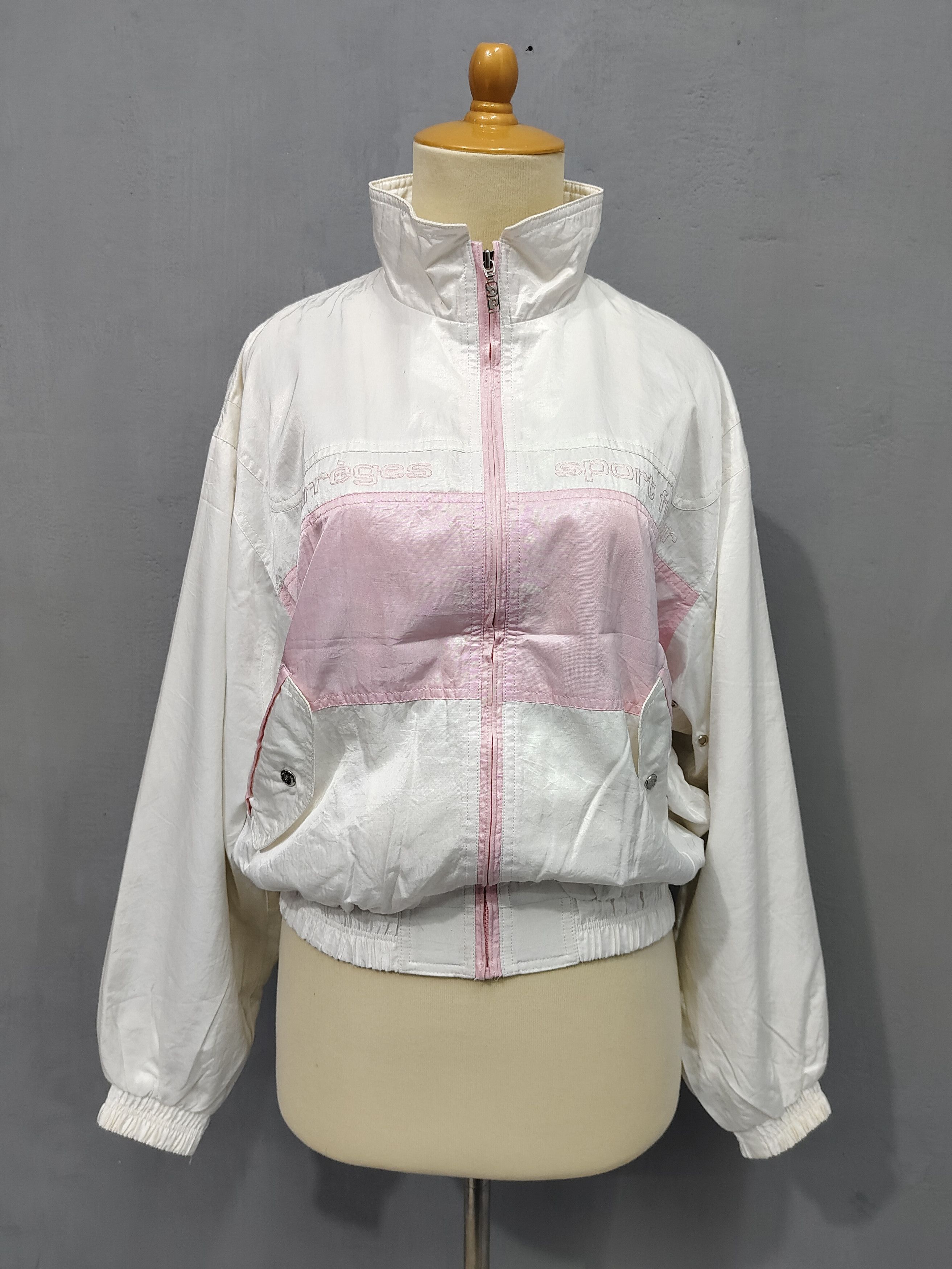 Courreges 90s Couregges Sport- Embroidered Script Cropped Track Jacket Size L / US 10 / IT 46 - 12 Thumbnail