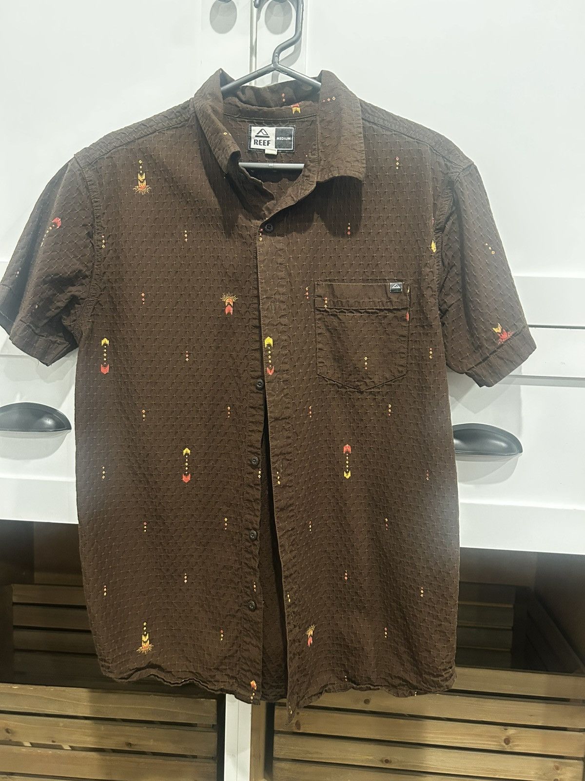REEF Reef Textured Button Up Shirt Brown Workwear Skate Style Size US M / EU 48-50 / 2 - 1 Thumbnail