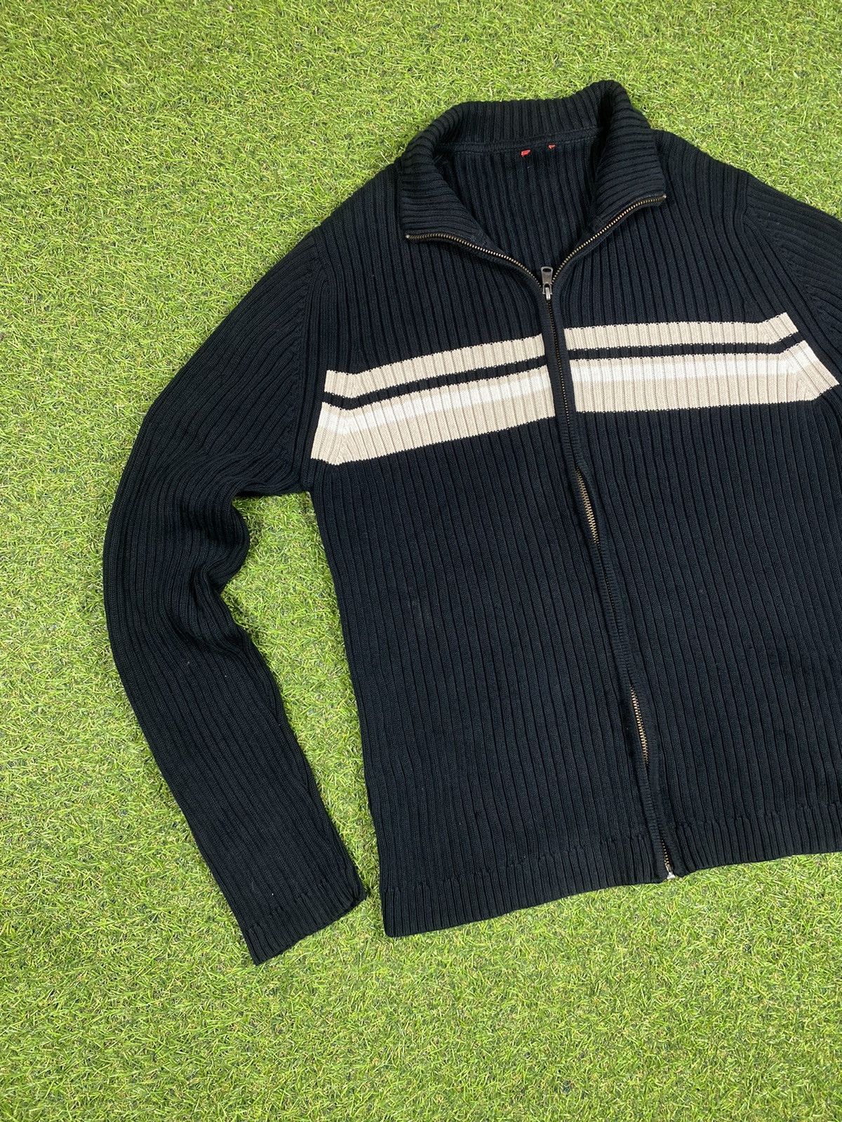 Japanese Brand Vintage 90s Japanese zip up hoodie streetwear style size L Size US L / EU 52-54 / 3 - 3 Thumbnail