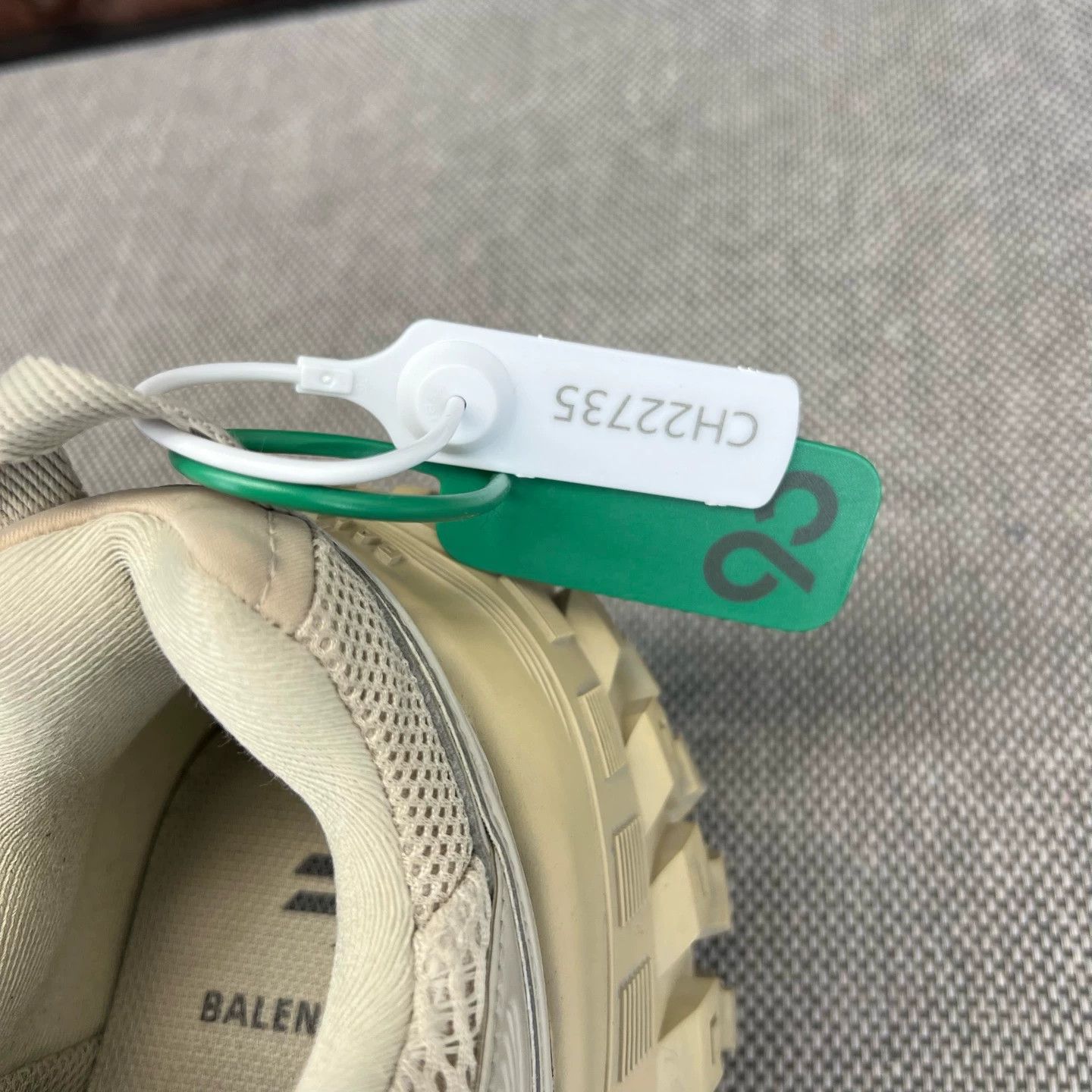 Balenciaga balenciaga low-top sneakers Size US 11 / EU 44 - 8 Thumbnail