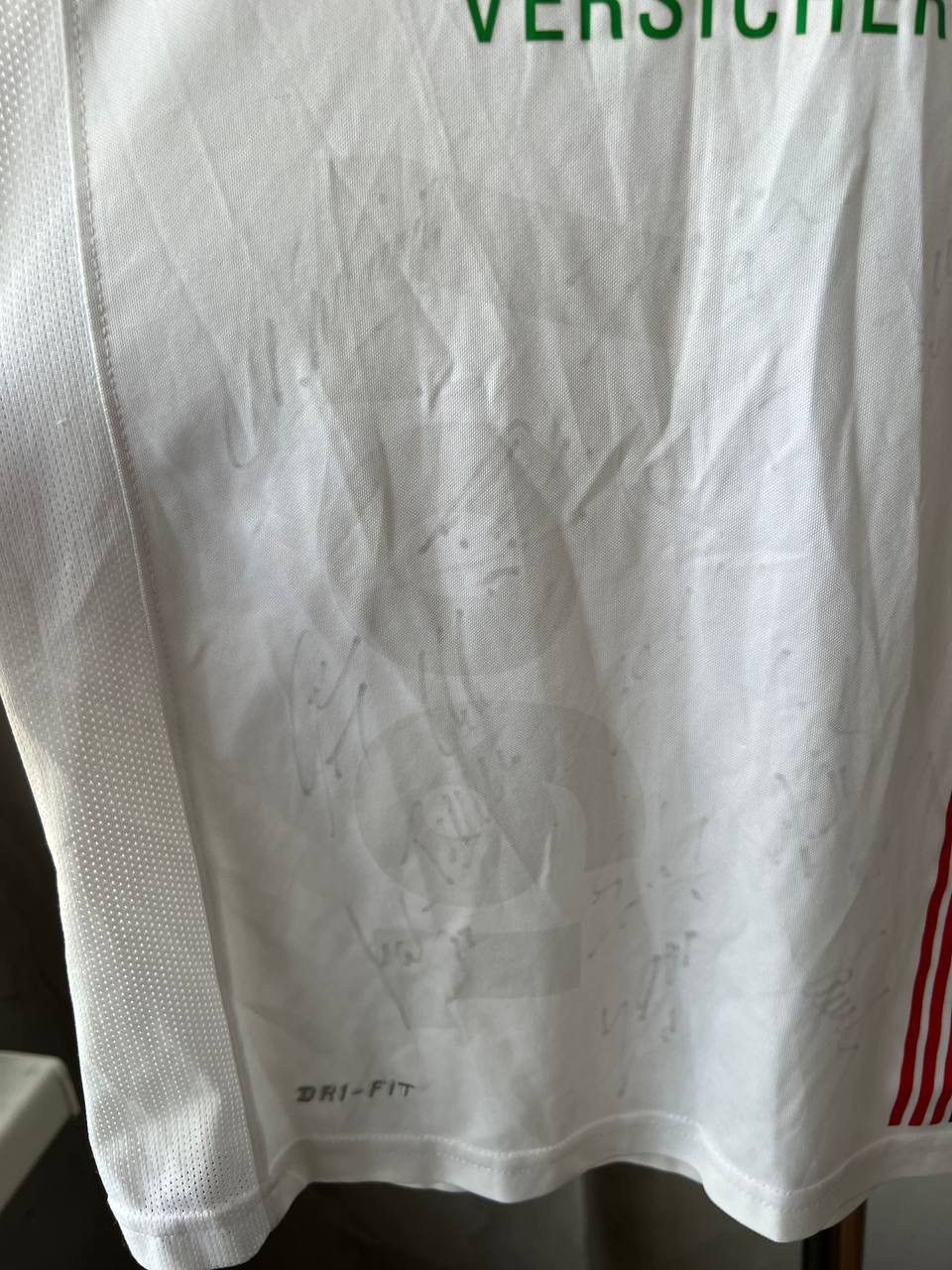 Nike 2015/16 AUGSBURG FC SIGNED HOME SOCCER JERSEY FOOTBALL SHIRT Size US S / EU 44-46 / 1 - 7 Thumbnail