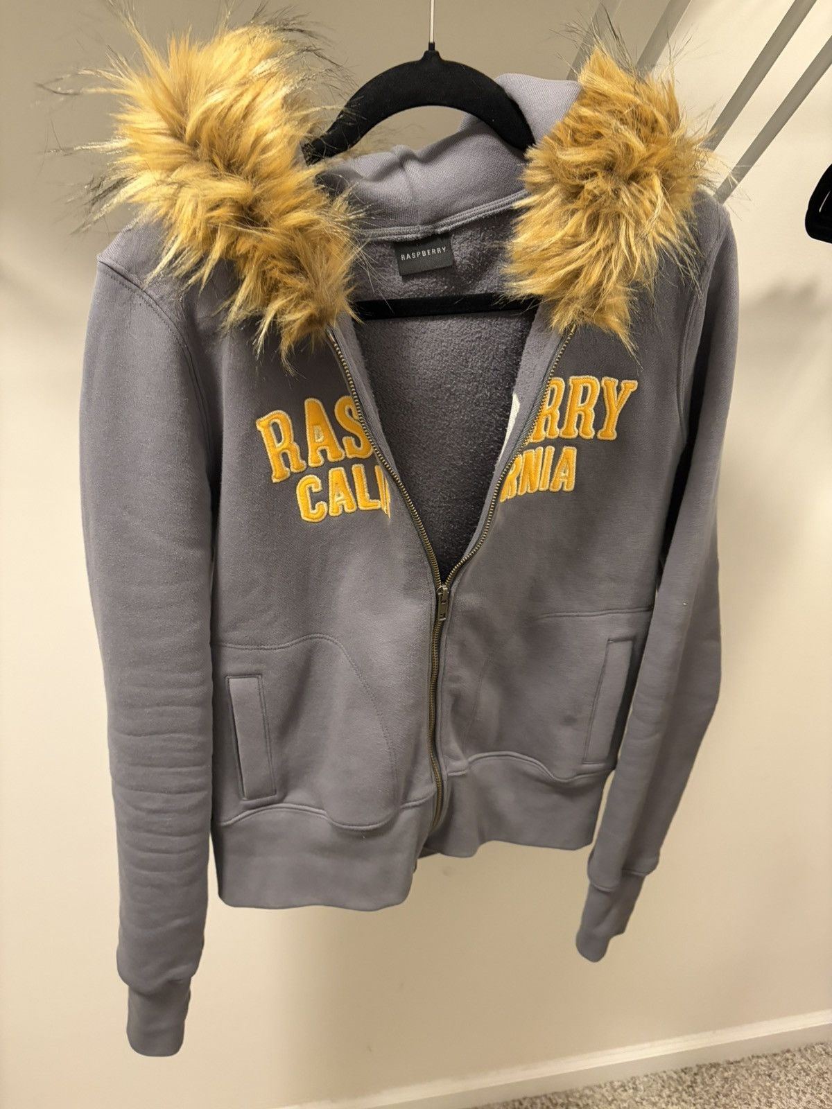 The GV Gallery The Gv Gallery Paris Hilton Zip Up Size US L / EU 52-54 / 3 - 3 Thumbnail
