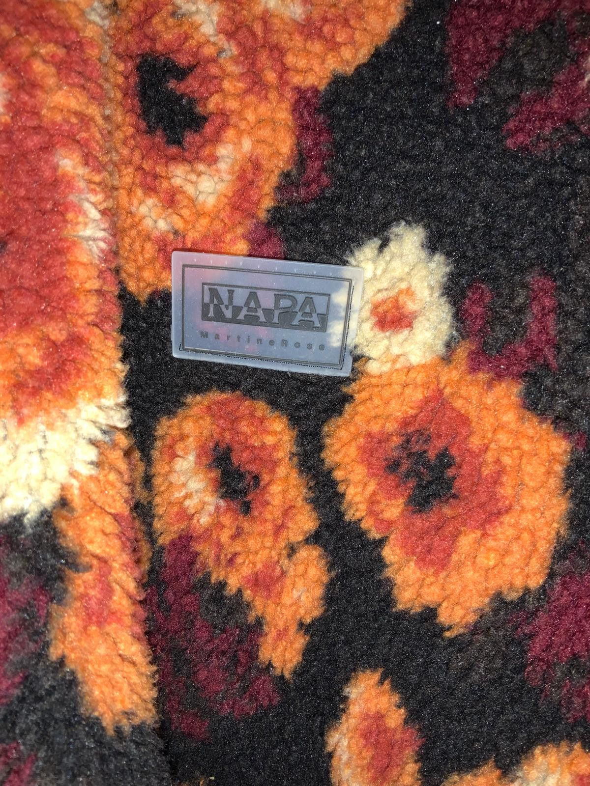 Martine Rose × Napapijri Martine Rose Napapijri Jacquard Rose Fleece Jacket Red Size US L / EU 52-54 / 3 - 4 Thumbnail
