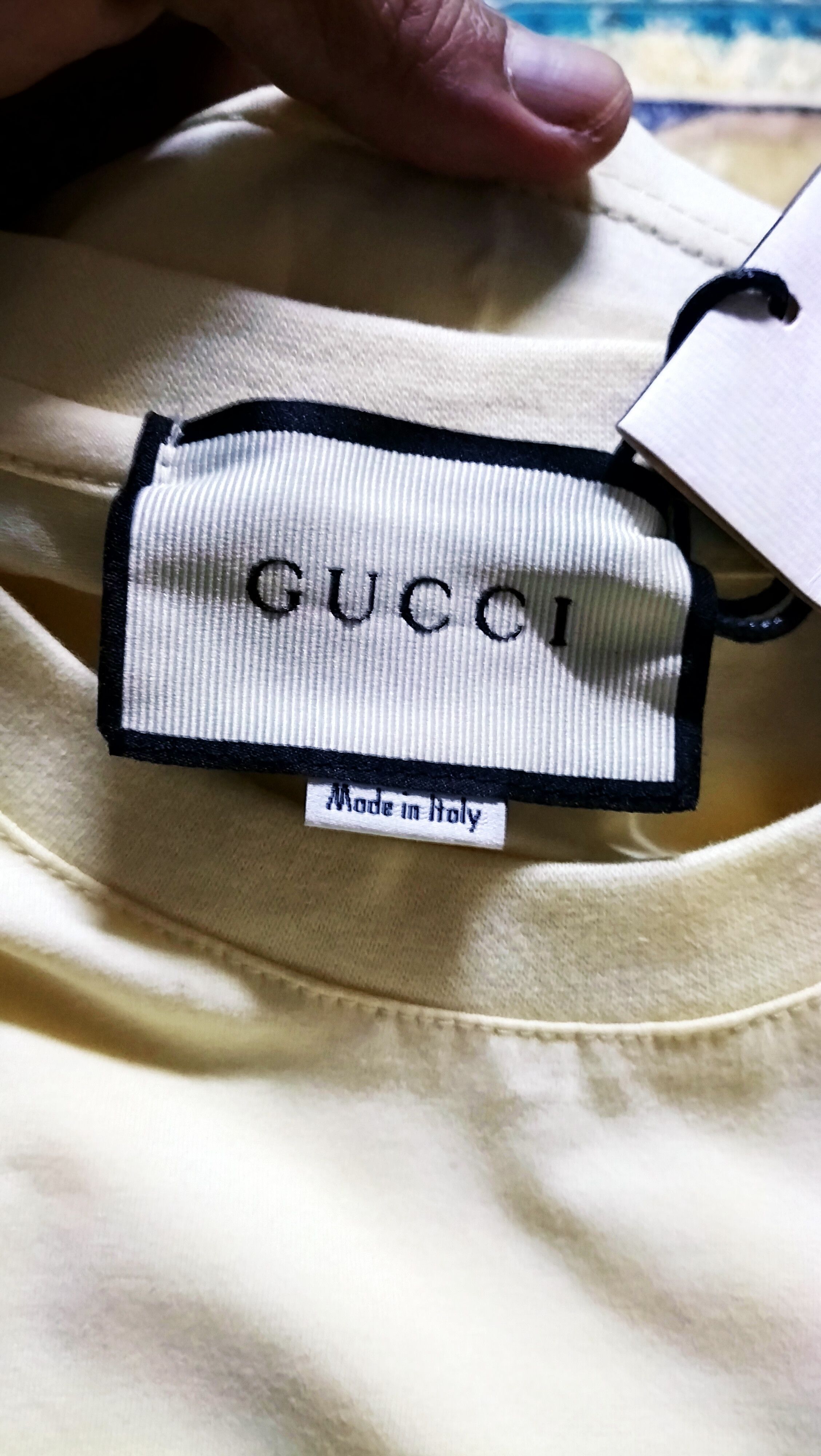 Gucci Gucci big Logo tshirts authentic Size US S / EU 44-46 / 1 - 2 Thumbnail