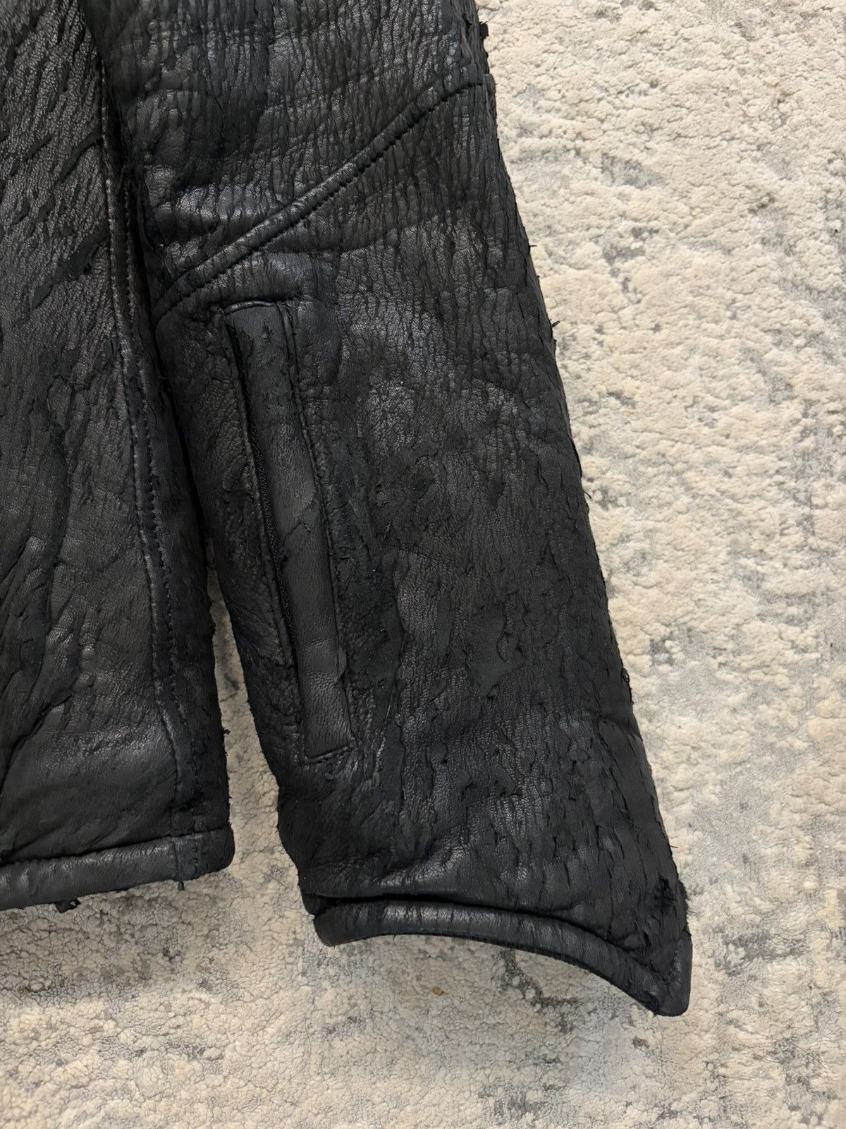 Obelisk Blistered Leather Fur Hood Jacket Size US L / EU 52-54 / 3 - 8 Thumbnail