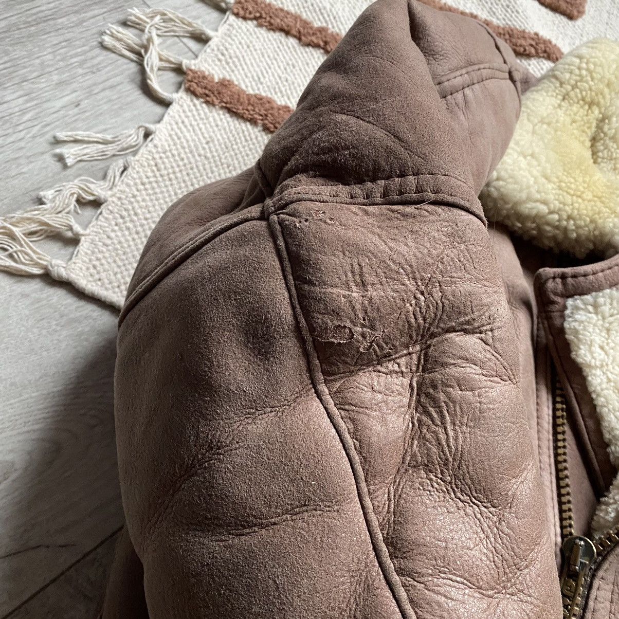 Leather RARE ISLAND REPUBLIC 90s HEAVY LEATHER SHERPA AVIATOR JACKET Size US L / EU 52-54 / 3 - 9 Thumbnail