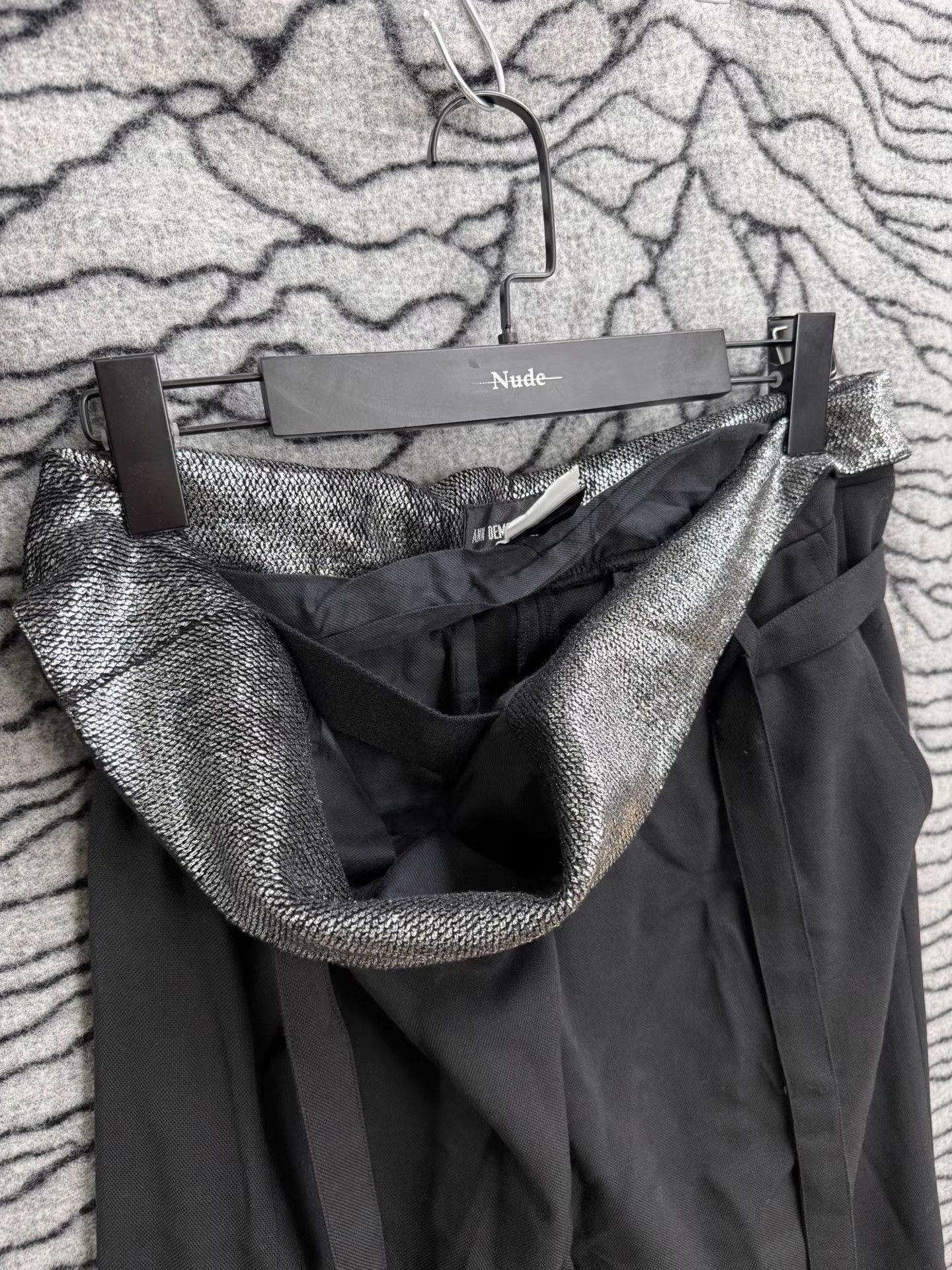 Ann Demeulemeester Ann Demeulemeester Feather Detail Lace-Up Trousers K20 Size US 36 / EU 52 - 2 Thumbnail