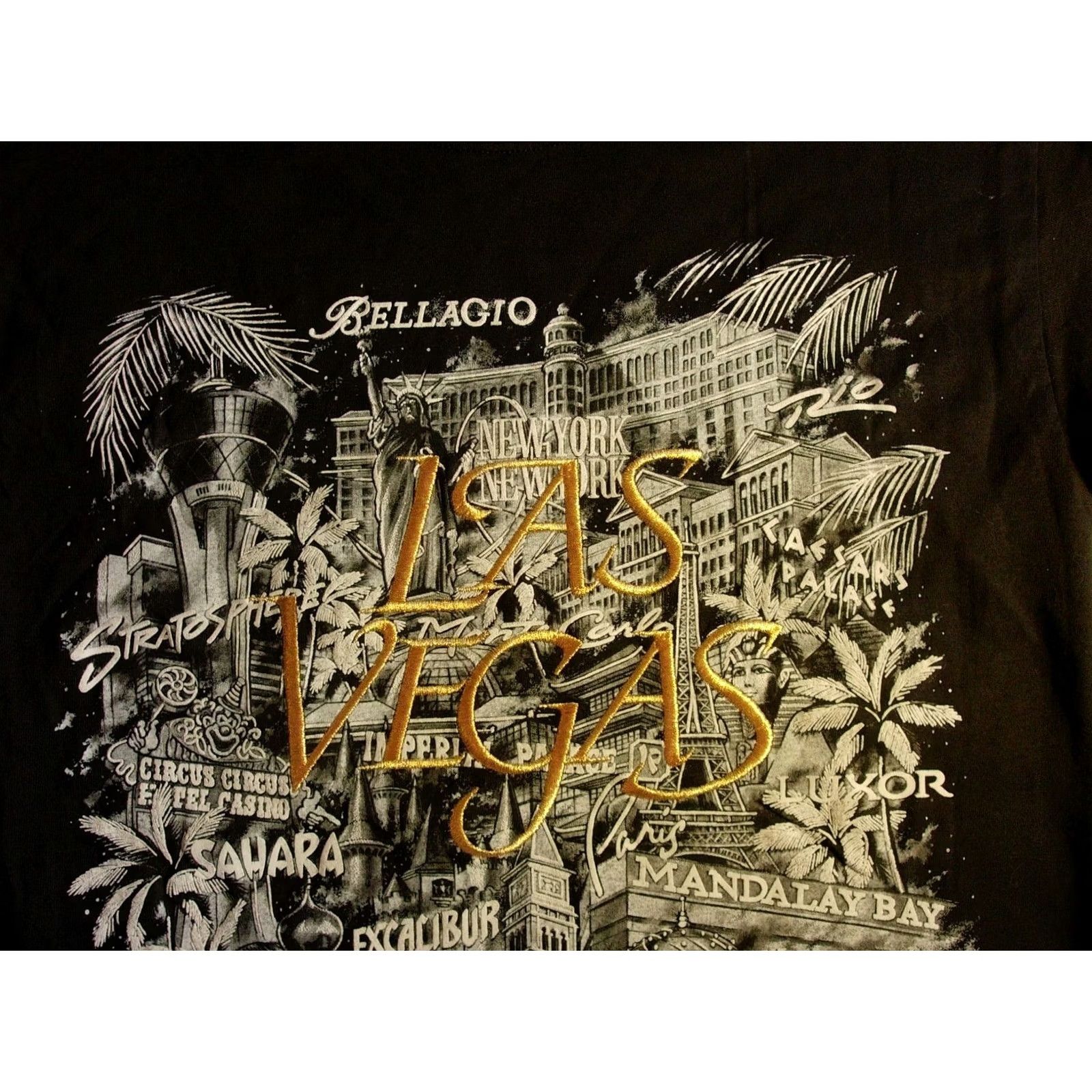 Gildan VINTAGE Las Vegas Casino T-Shirt Mens M Black Gildan Cotton Embroidered Logo Graphic Print Casino Theme 2000s USA Mens Size US M / EU 48-50 / 2 - 3 Thumbnail