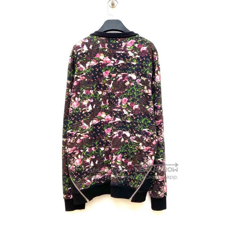 Givenchy Givenchy Black and White Patched Logo Letter Embroidered C Size US L / EU 52-54 / 3 - 2 Thumbnail