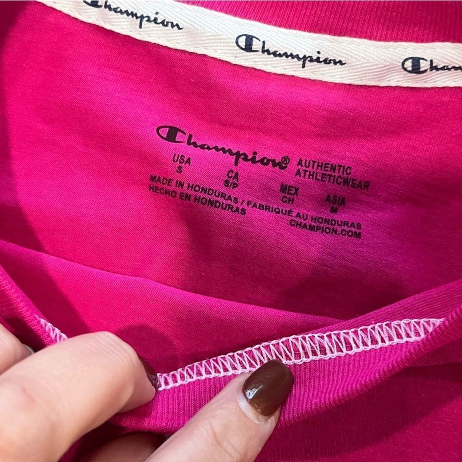 Champion NWT Champion Hot Pink Graphic Crop Top - Size S Size S / US 4 / IT 40 - 3 Thumbnail