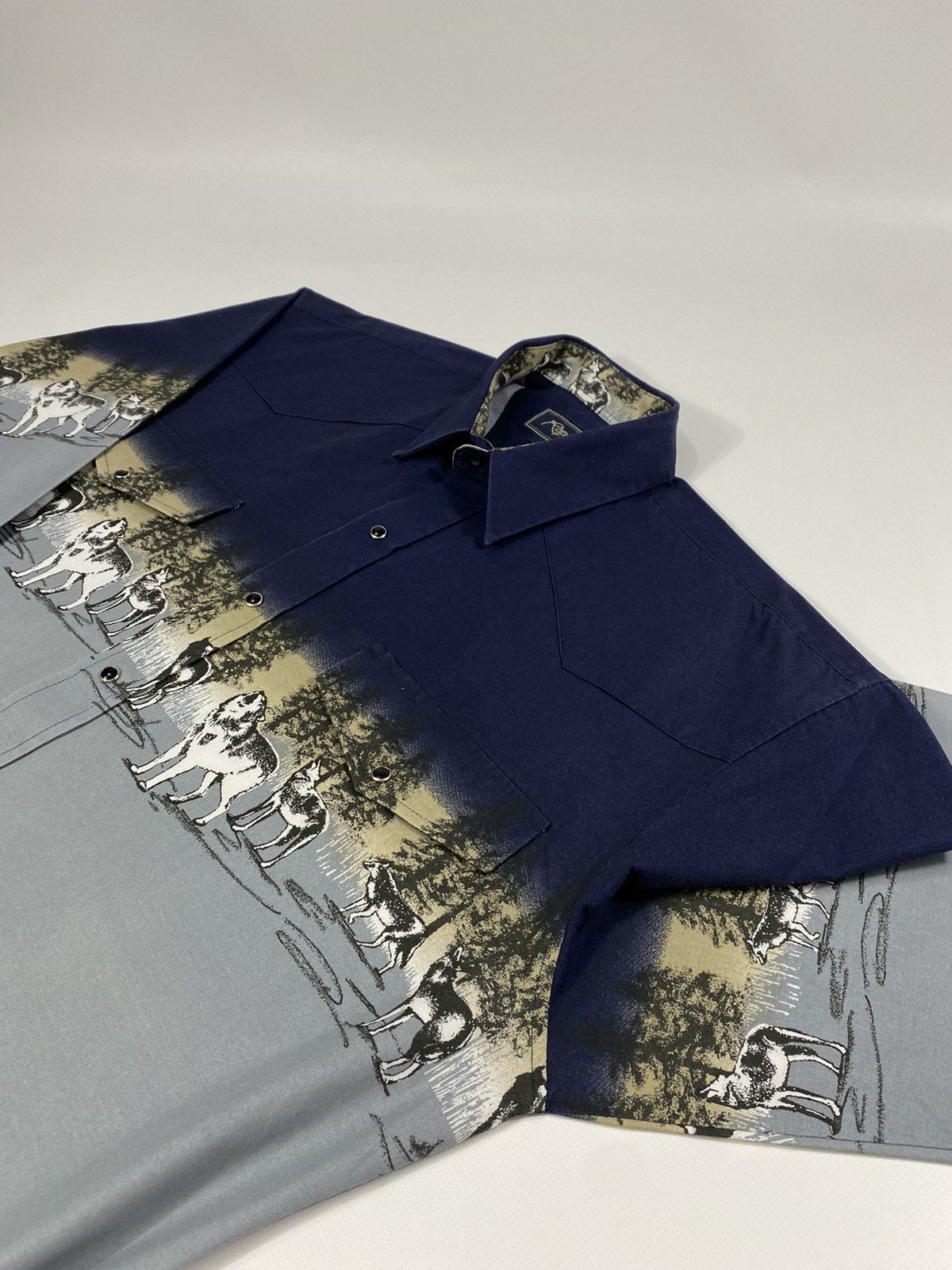 Vintage Vintage 90s Wolfs Forest Western Snap Buttons Shirt Size US XL / EU 56 / 4 - 10 Thumbnail