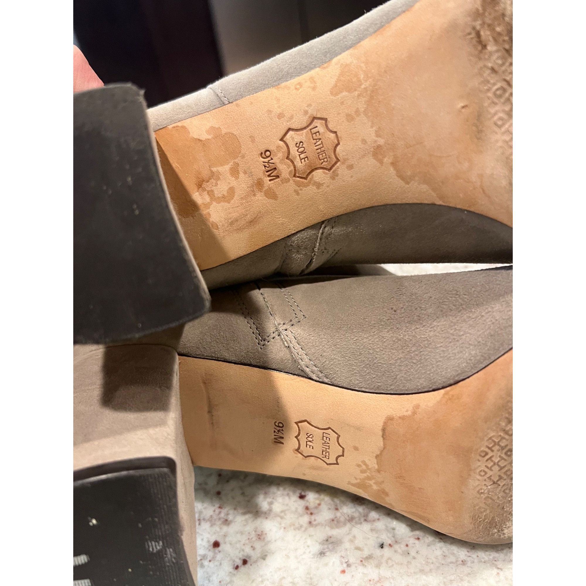 Tory Burch Tory Burch BROOKE BOOTIE Suede Dust Storm Taupe Boots Grey - Size US 8.5 / IT 38.5 - 7 Thumbnail