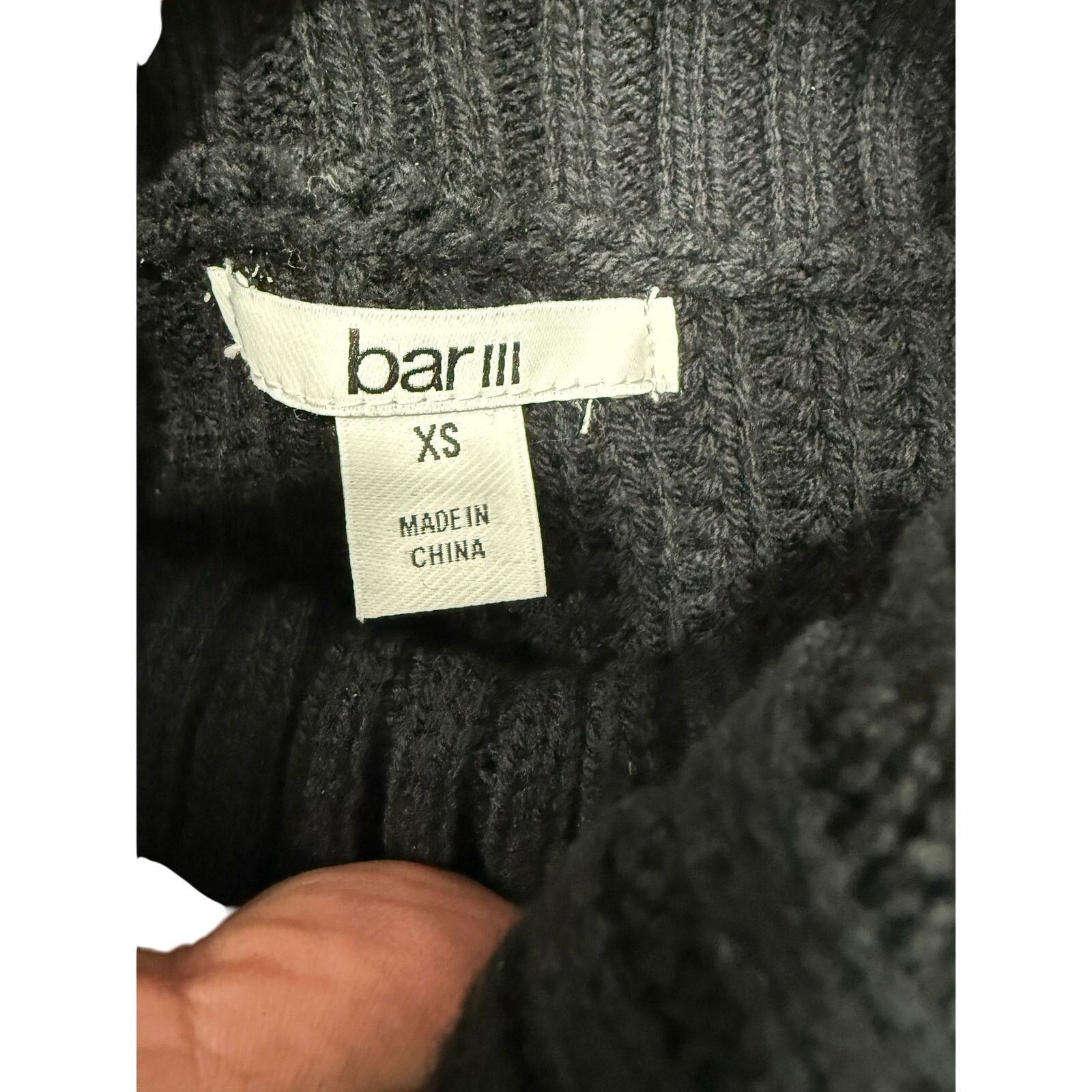 Bar III Bar III Women’s Sweater XS Chunky Cold Shoulder NEW # G590 Size XS / US 0-2 / IT 36-38 - 3 Thumbnail