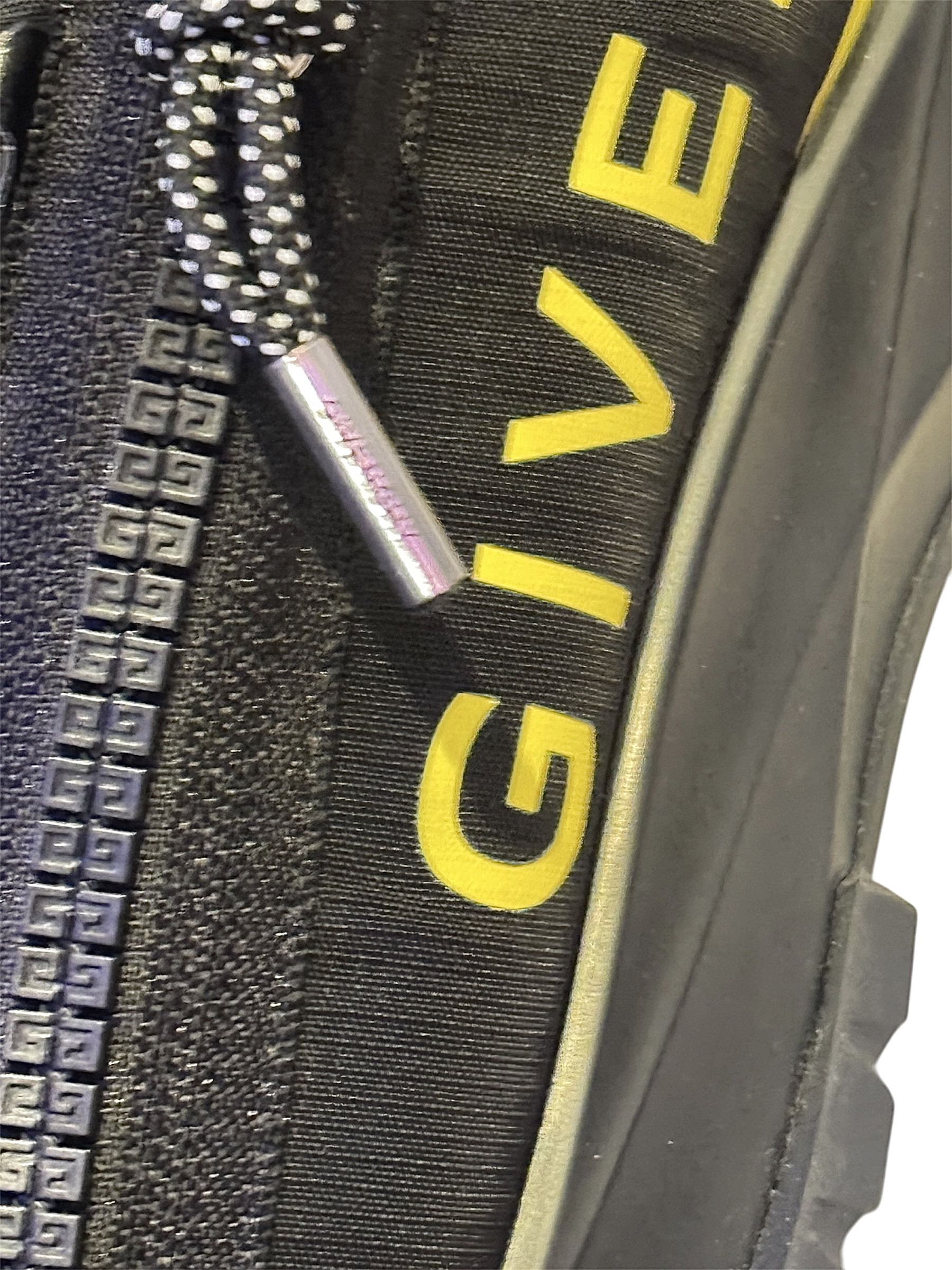 Givenchy GIVENCHY SPECTRE RUNNER SNEAKERS IN SYNTHETIC FIBER W. ZIP Size US 10 / EU 43 - 8 Thumbnail