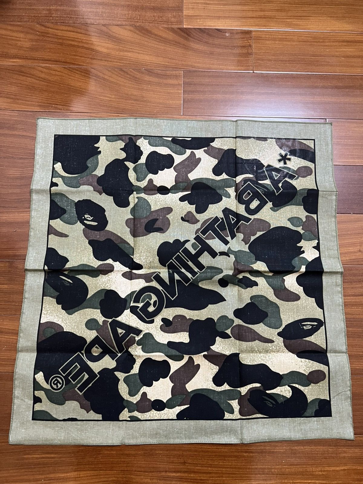 Bape Bape 1ST CAMO Bandana Size ONE SIZE - 2 Thumbnail