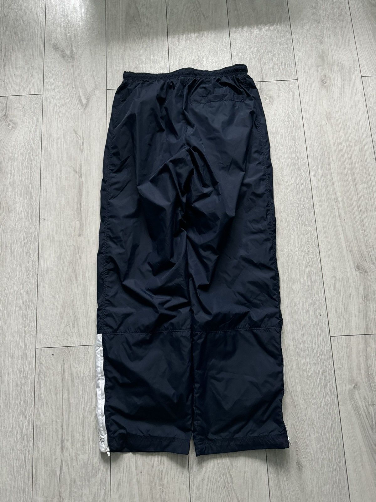 Vintage Vintage nike track pants y2k acg gorpcore sweatpants Size US 32 / EU 48 - 3 Thumbnail