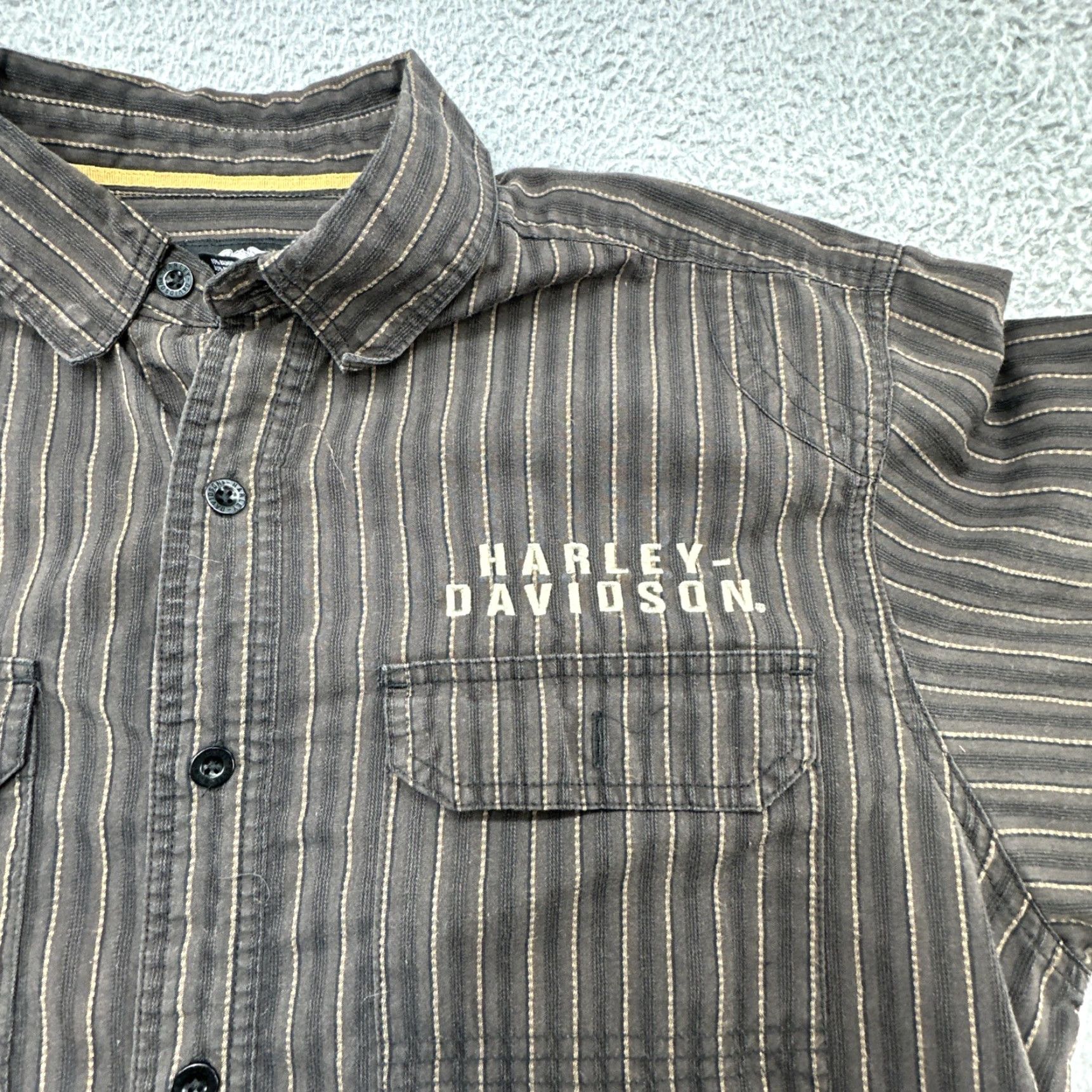 Harley Davidson Harley-Davidson Shirt Mens Large Pinstriped Cotton Long Sleeve Button Up Nice Size US L / EU 52-54 / 3 - 3 Thumbnail