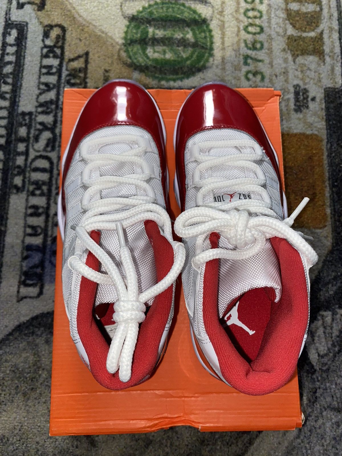 Jordan Brand Jordan 11 Retro Cherry (2022) 8.5 WOMENS Size US 7 / EU 40 - 6 Thumbnail