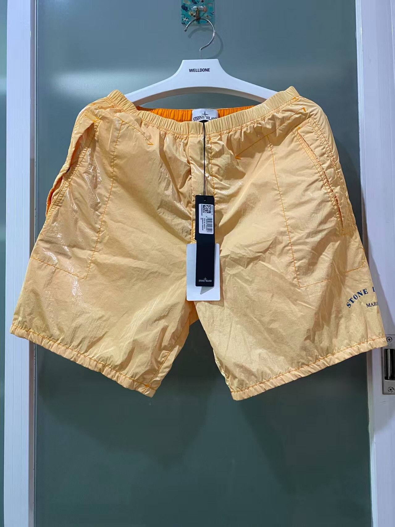 Stone Island stone island reflective shorts with label Size US 30 / EU 46 - 1 Thumbnail