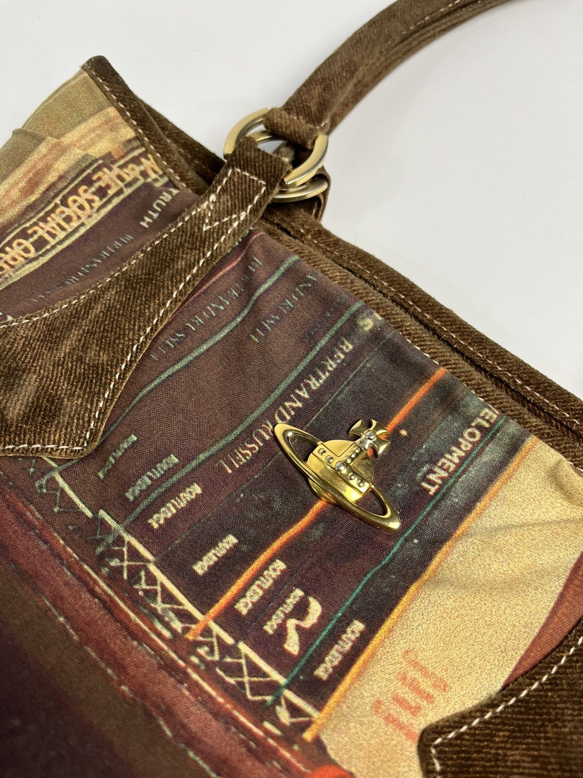 Vivienne Westwood Vivienne Westwood "The Social Order" Library Print Tote Bag Size ONE SIZE - 7 Thumbnail