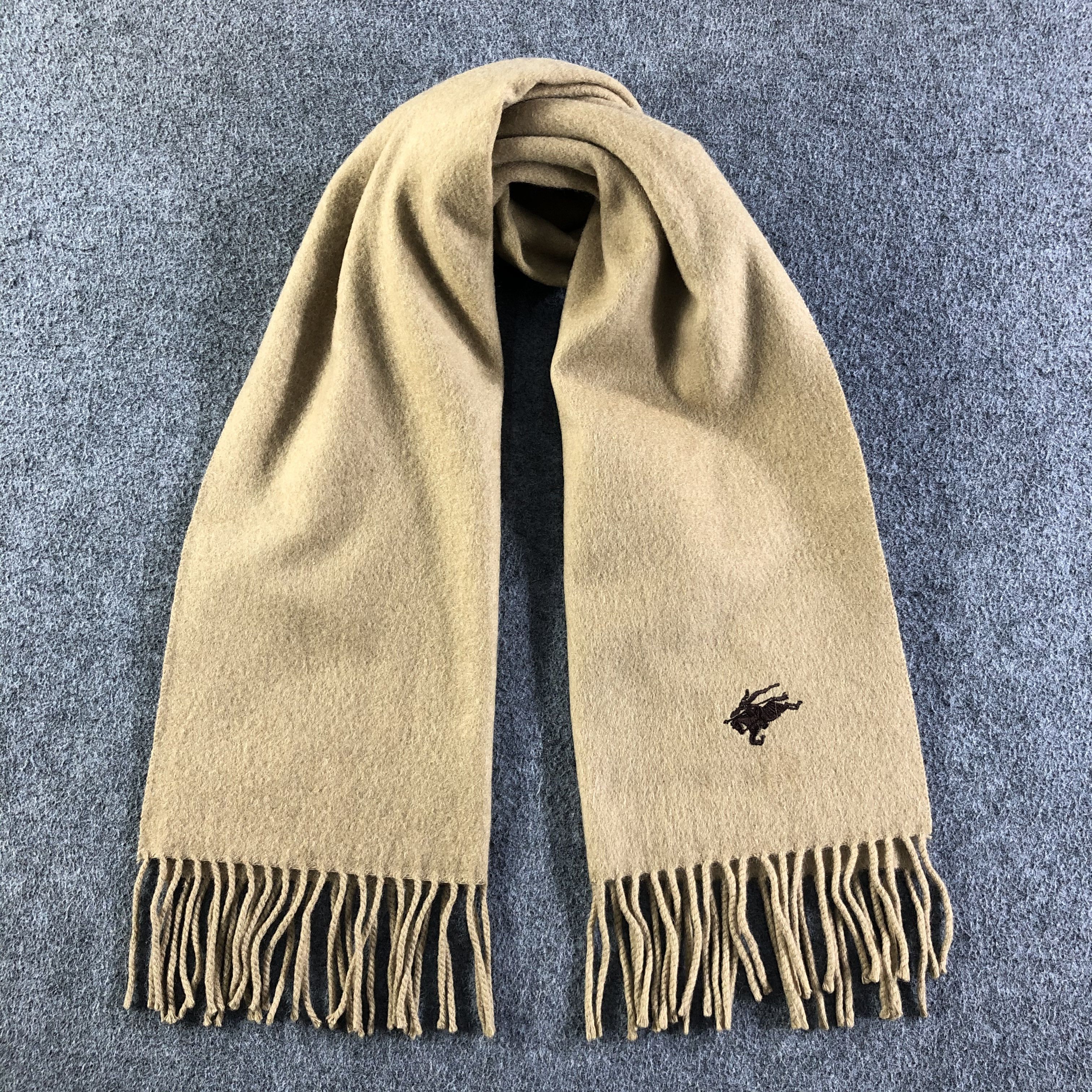 Burberry Burberrys Pure Cashmere Scarf / Muffler / Neckwear P083 Size ONE SIZE - 1 Thumbnail