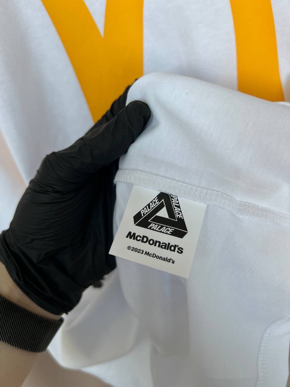 Palace Palace x McDonald's Logo T-Shirt Limited Fashion Size M Size US M / EU 48-50 / 2 - 9 Thumbnail