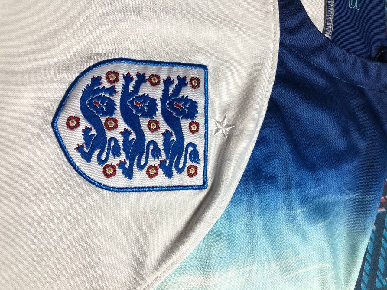 Nike × Vintage Vintage Short Sleeve T-shirt Footbal Nike Three Lions Size US XL / EU 56 / 4 - 4 Thumbnail