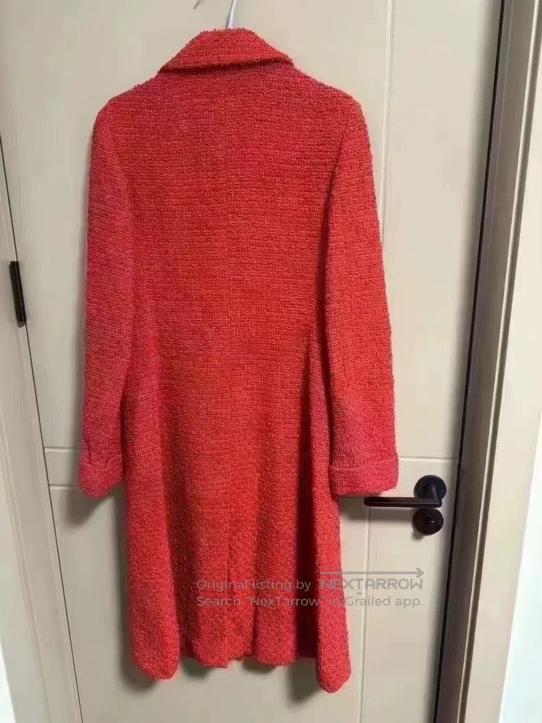 Gucci Gucci Red small fragrance style long coat Size XS / US 0-2 / IT 36-38 - 2 Thumbnail
