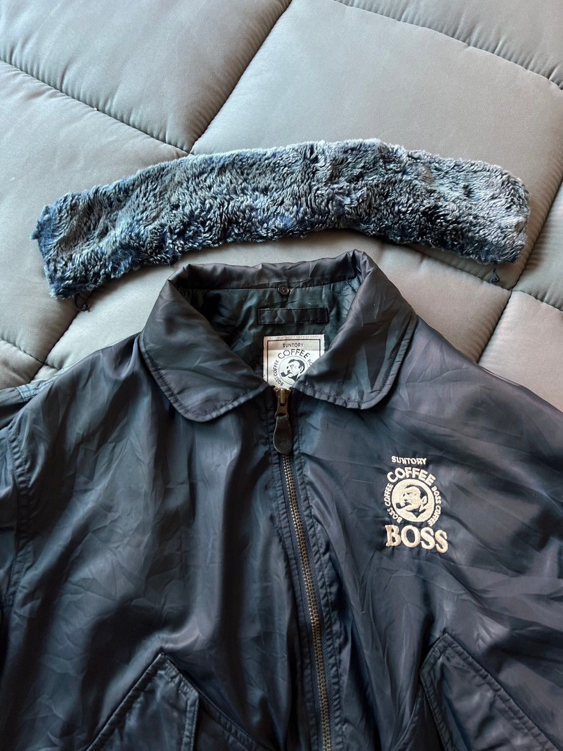 Vintage Vintage Boss Coffee Fur Bomber Flight Jacket Size US M / EU 48-50 / 2 - 7 Thumbnail