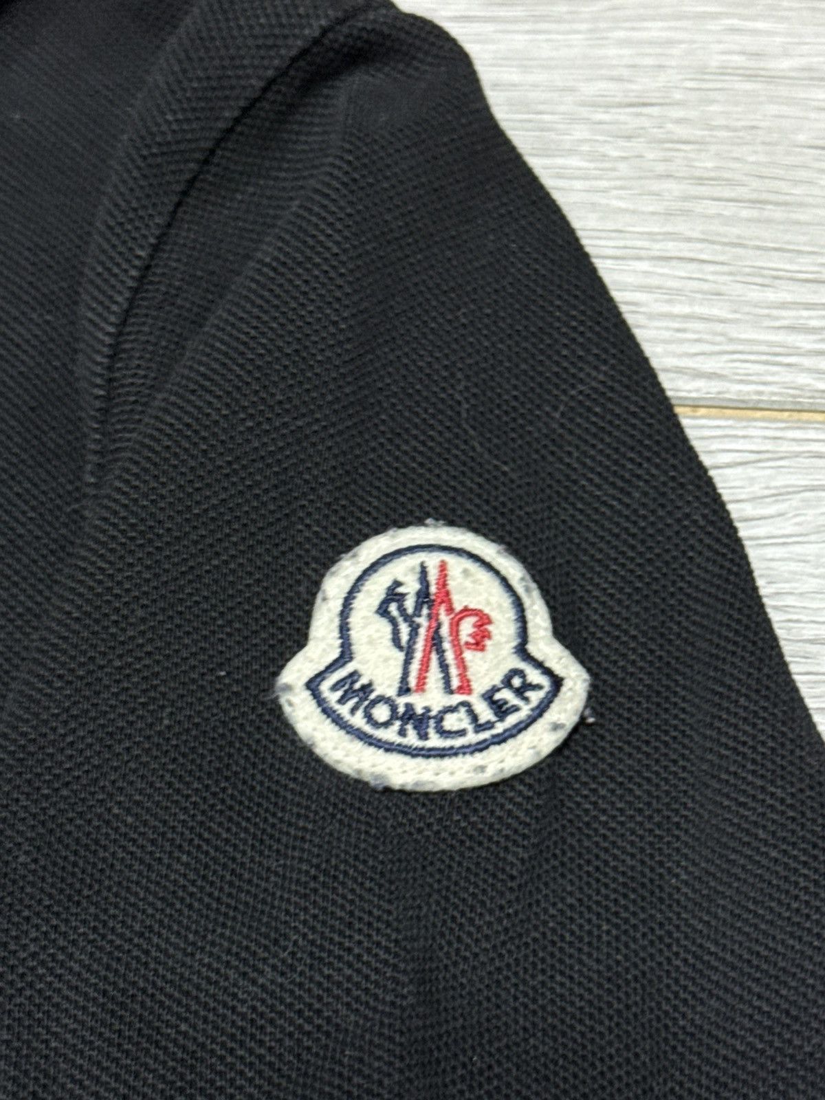 Moncler Moncler logo shirt polo buttons Size US M / EU 48-50 / 2 - 4 Thumbnail