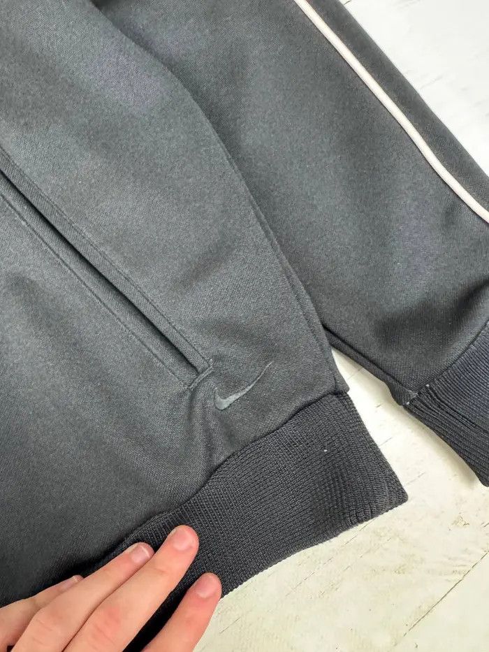 Nike Vintage Nike Juventus 2006 2007 Training Track Jacket Soccer Size US XL / EU 56 / 4 - 7 Thumbnail