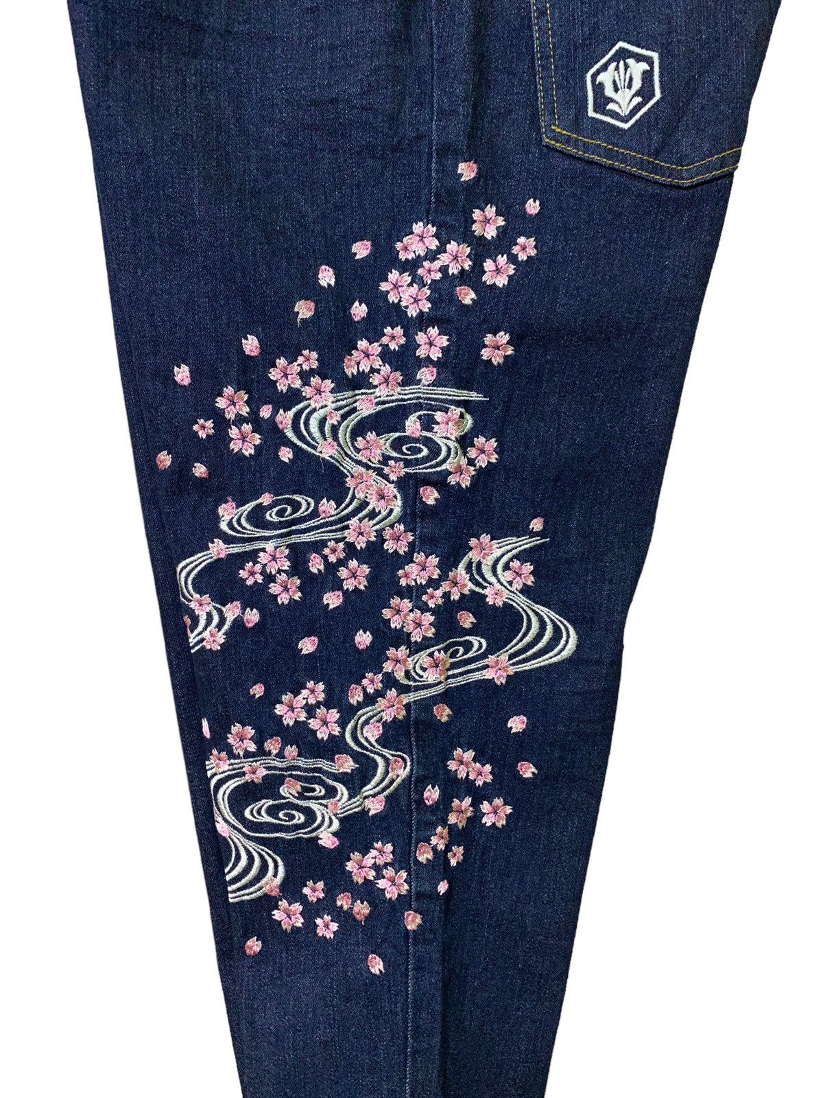 Japanese Brand Vintage THE JAPAN TRADITION Sakura Floral Embroidered Denim Size US 32 / EU 48 - 14 Thumbnail