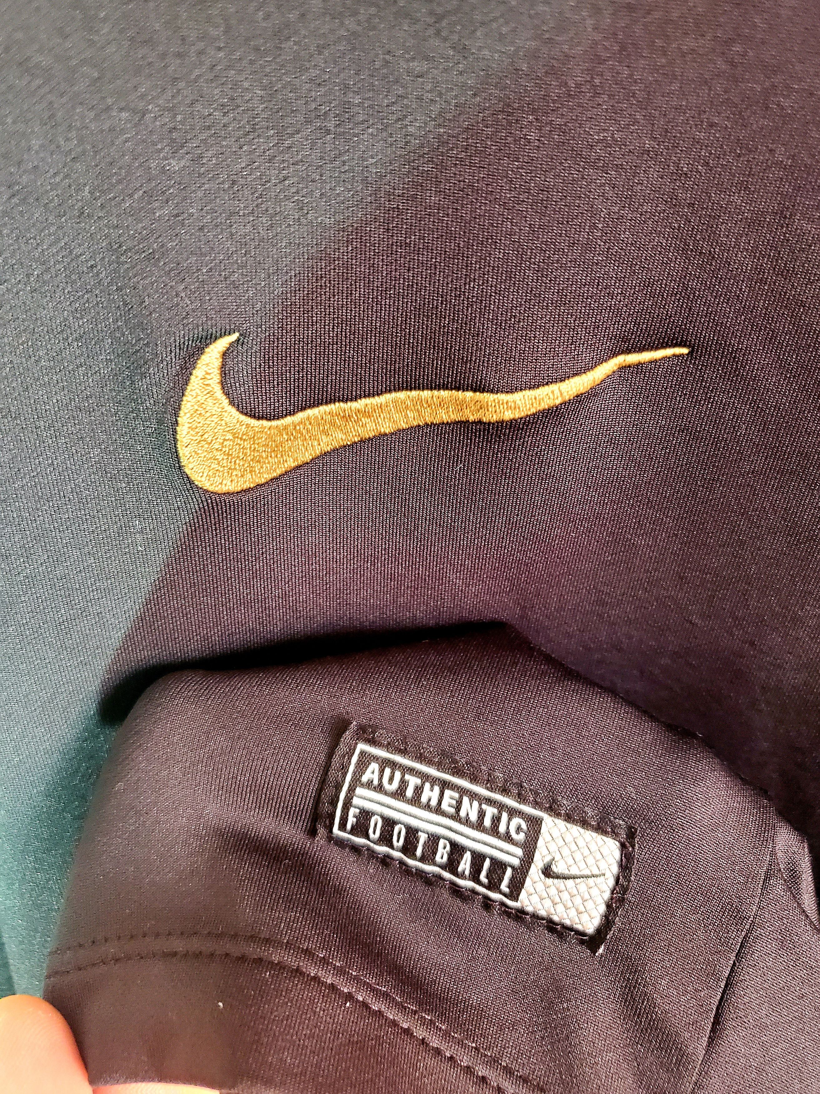 Nike INTER milan Long-sleeve jersey, M ideal condition Size US M / EU 48-50 / 2 - 3 Thumbnail