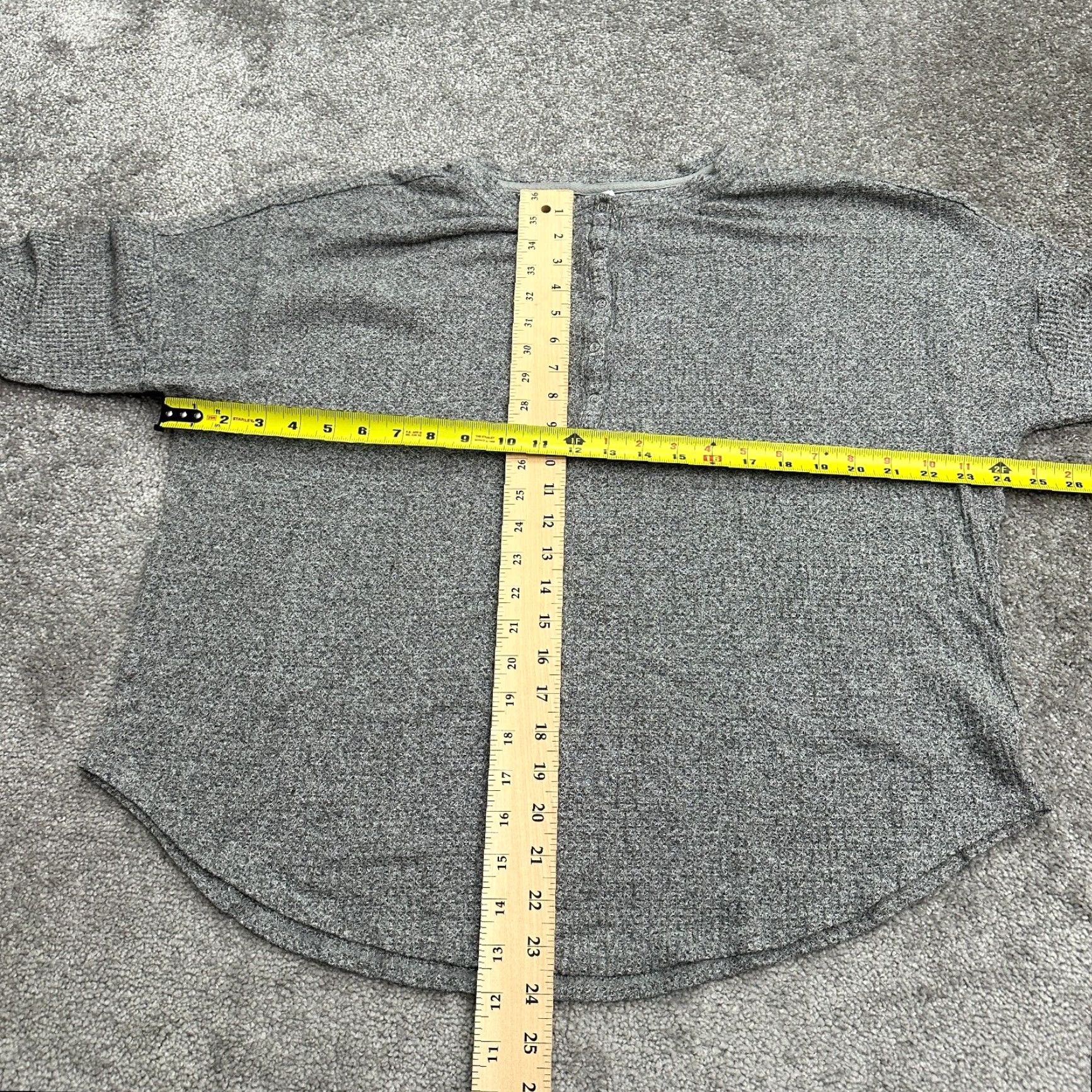 Old Navy Old Navy Henley Pullover Sweater Women L Gray Knit Casual Work Outdoor Size L / US 10 / IT 46 - 7 Thumbnail