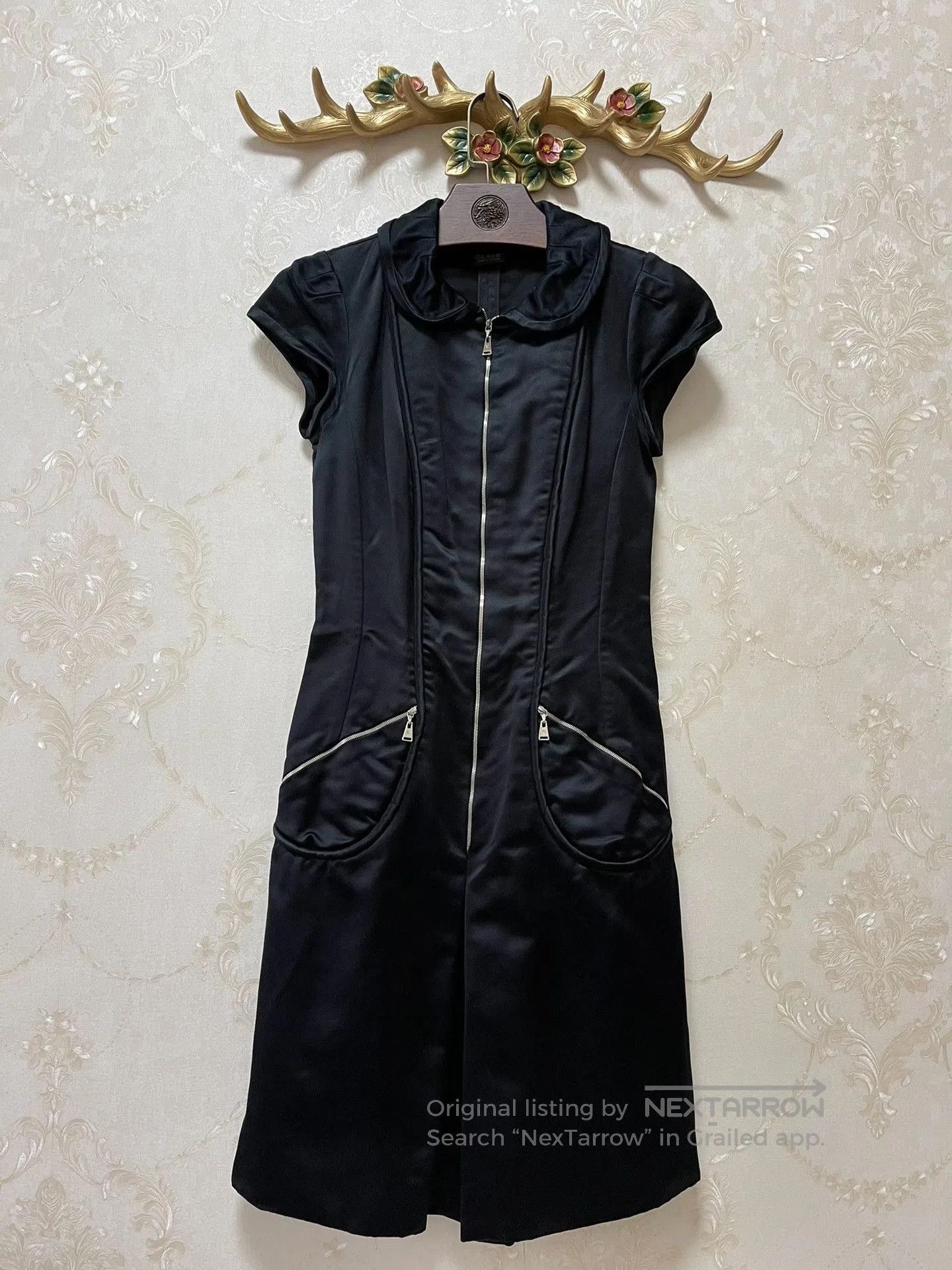Louis Vuitton LV Runway Silk Satin Dress. Size M / US 6-8 / IT 42-44 - 1 Thumbnail