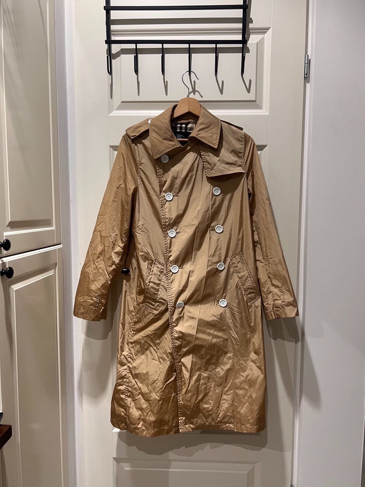 Image of Burberry Burberrys Vintage Rain Jacket Coat Trench Oldmoney in Beige, Women's (Size Large)