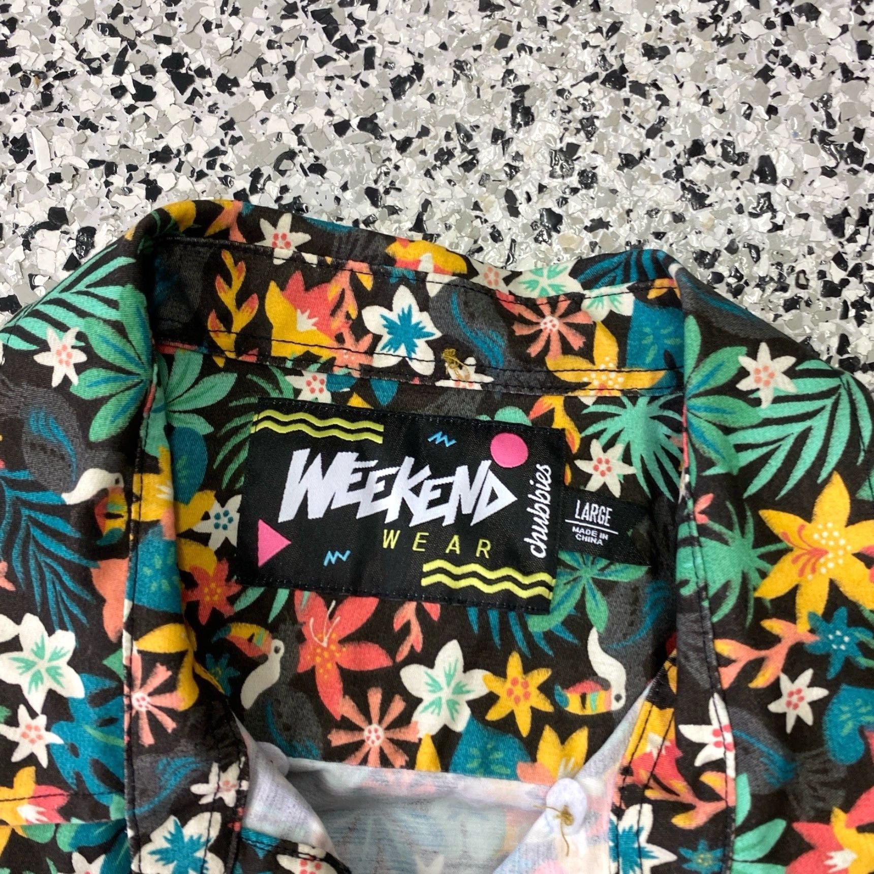 Chubbies Chubbies Weekend Wear Short Sleeve Popover Shirt floral Print Men’s Large Shirt Short Sleeve Casual Button-Up Size US L / EU 52-54 / 3 - 2 Thumbnail